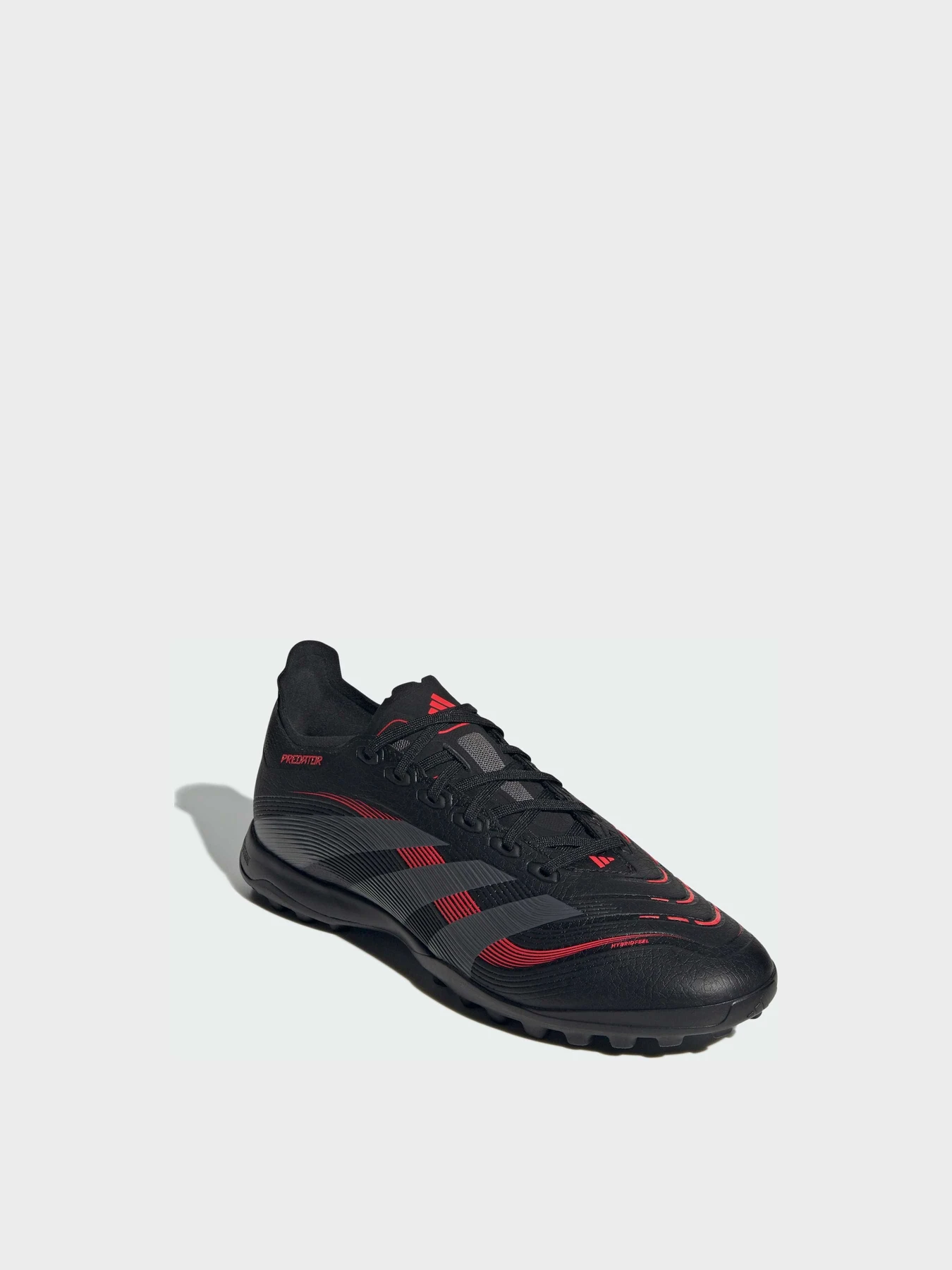 Кроссовки Adidas Predator модель ID3768 Кроссовки Adidas Predator модель ID3768 Фото