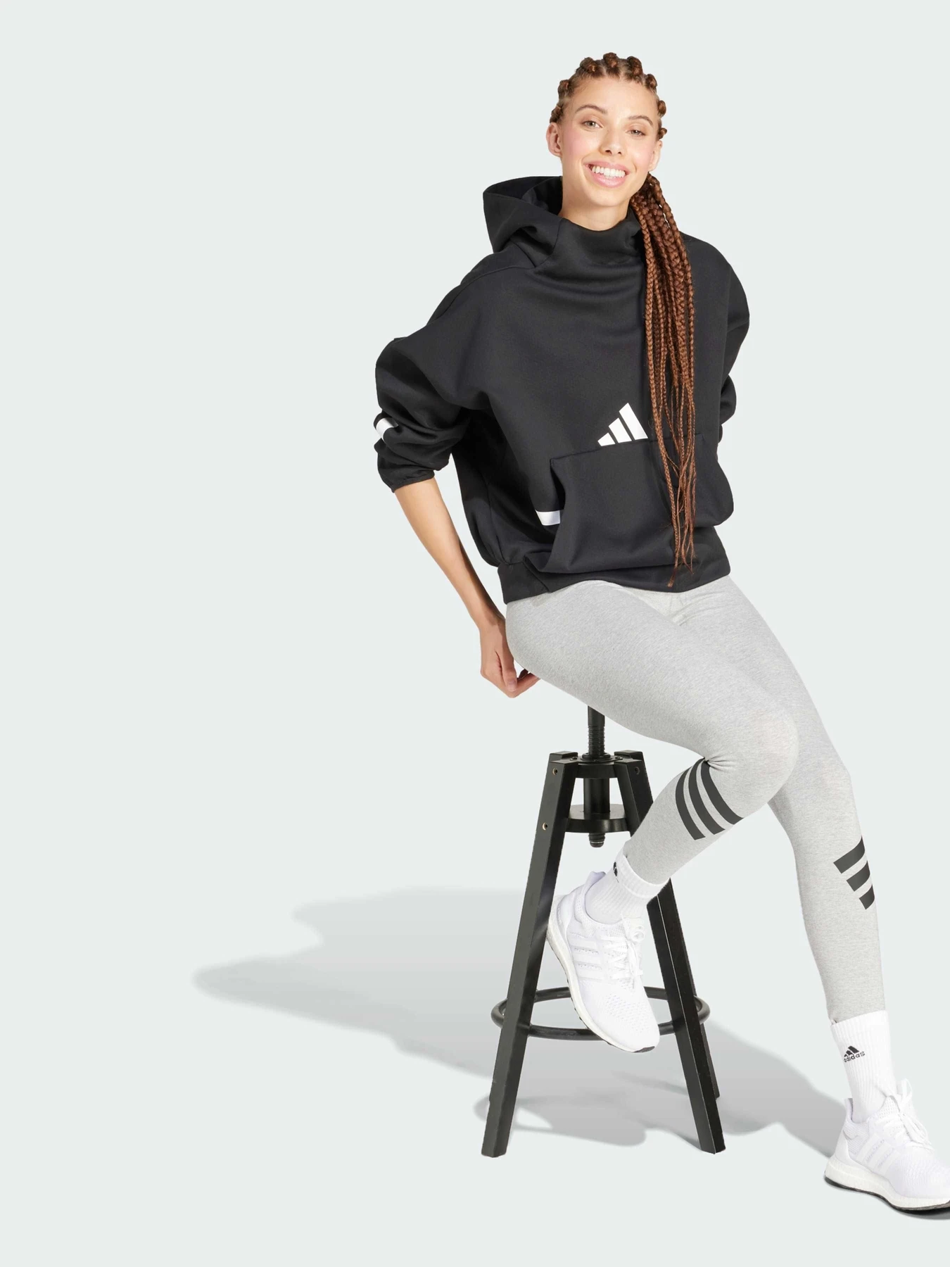 Худи и свитшоты Adidas ZNE модель JJ4760 Худи и свитшоты Adidas ZNE модель JJ4760 Фото