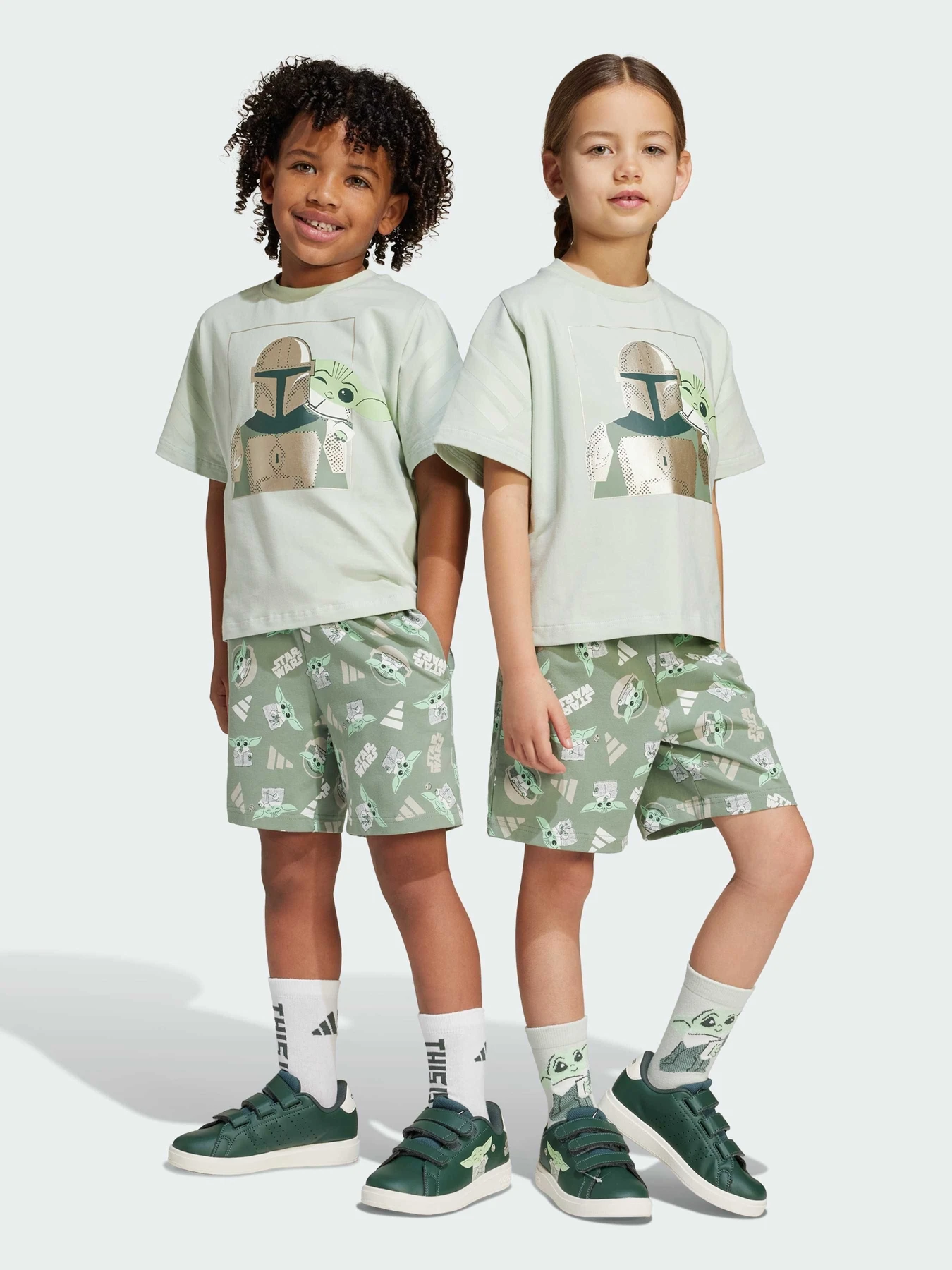 Костюмы Adidas x Disney модель JF3648 Костюмы Adidas x Disney модель JF3648 Фото