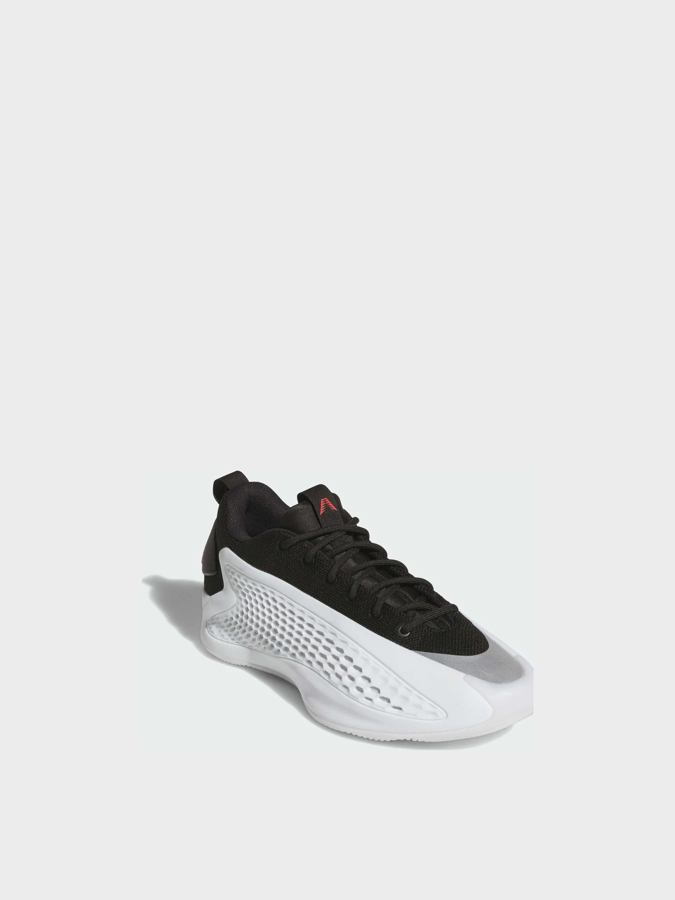 Кроссовки Adidas модель JQ6140 Кроссовки Adidas модель JQ6140 Фото