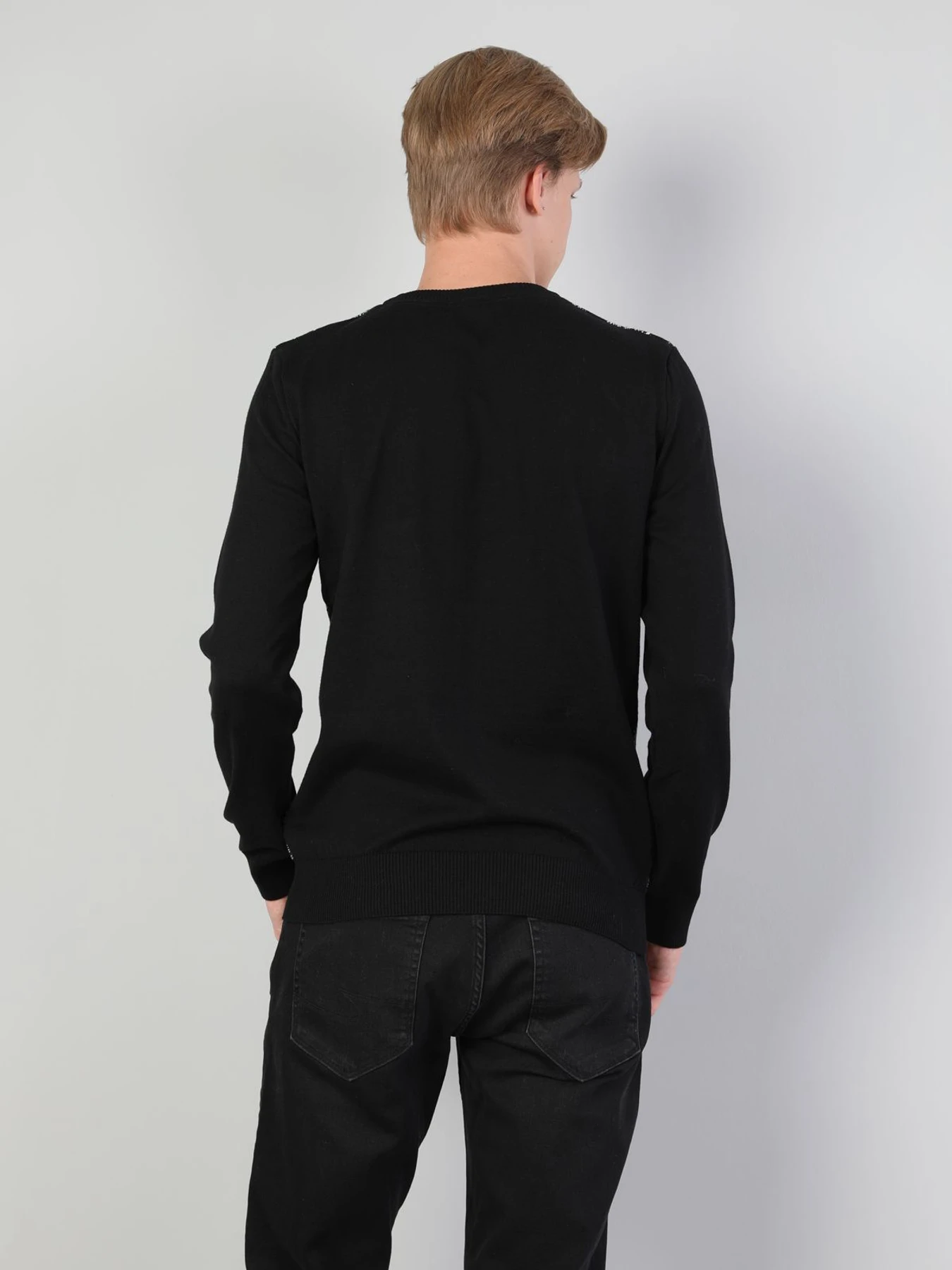 Худи и свитшоты Colin’s модель CL1045875_Q1.V1_BLK Фото