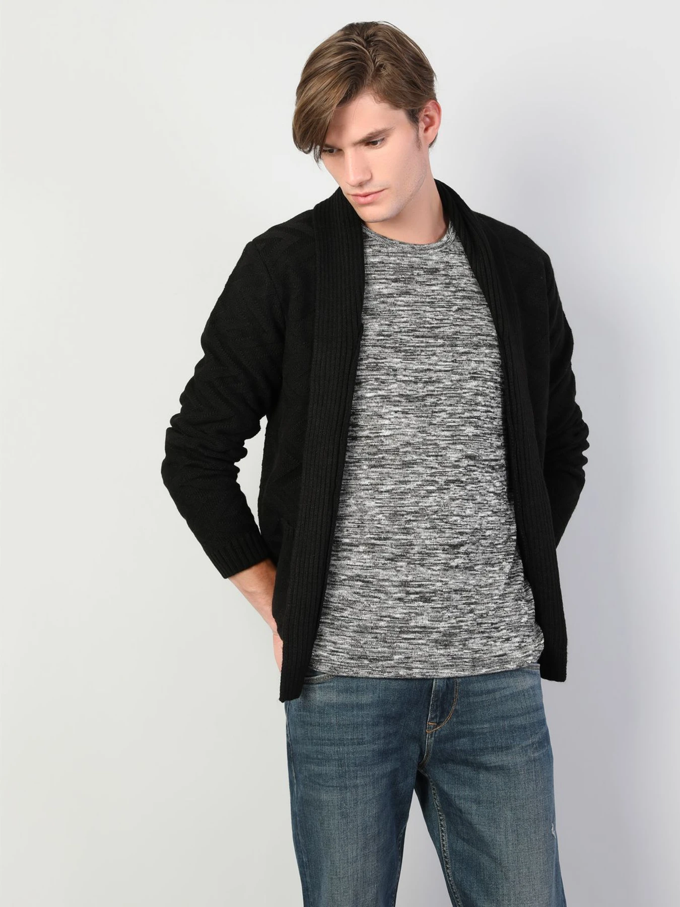 Худи и свитшоты Colin’s модель CL1045874_Q1.V1_BLK Фото