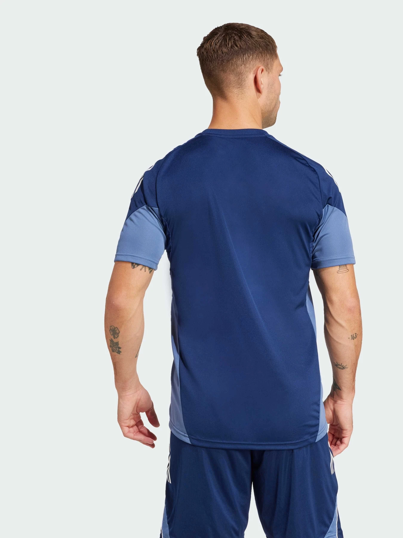 Футболки і поло Adidas Tiro модель JI6555 Футболки і поло Adidas Tiro модель JI6555 Фото