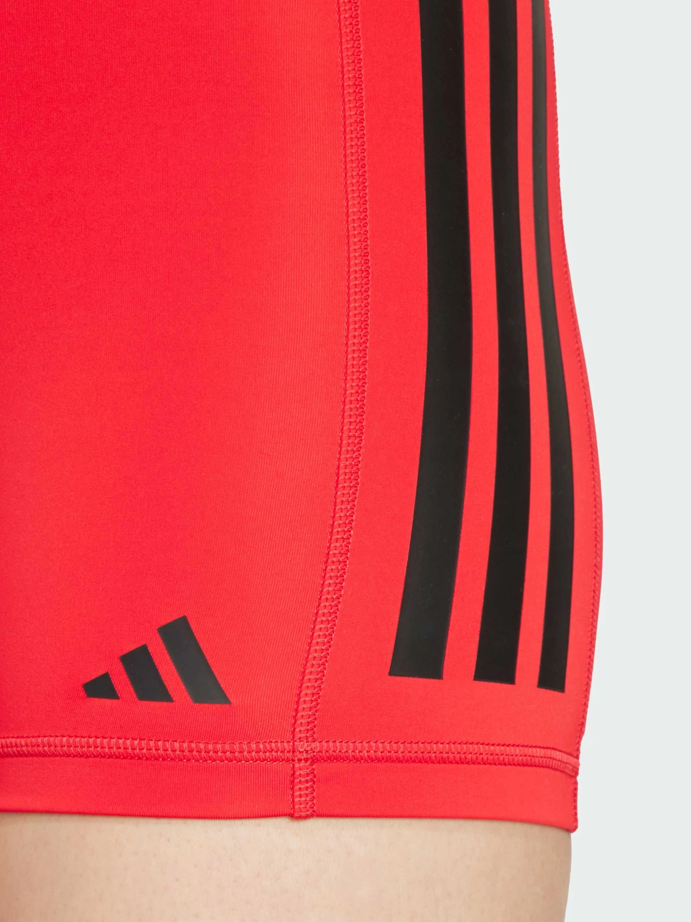 Шорты Adidas 3 Stripes модель JN4583 Шорты Adidas 3 Stripes модель JN4583 Фото