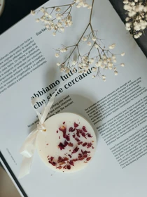 Ароматичне саше коло "Півонія", аромат - сухоквіти (Півонія), з натурального соєвого воску Candle Design модель 160.2023 Фото