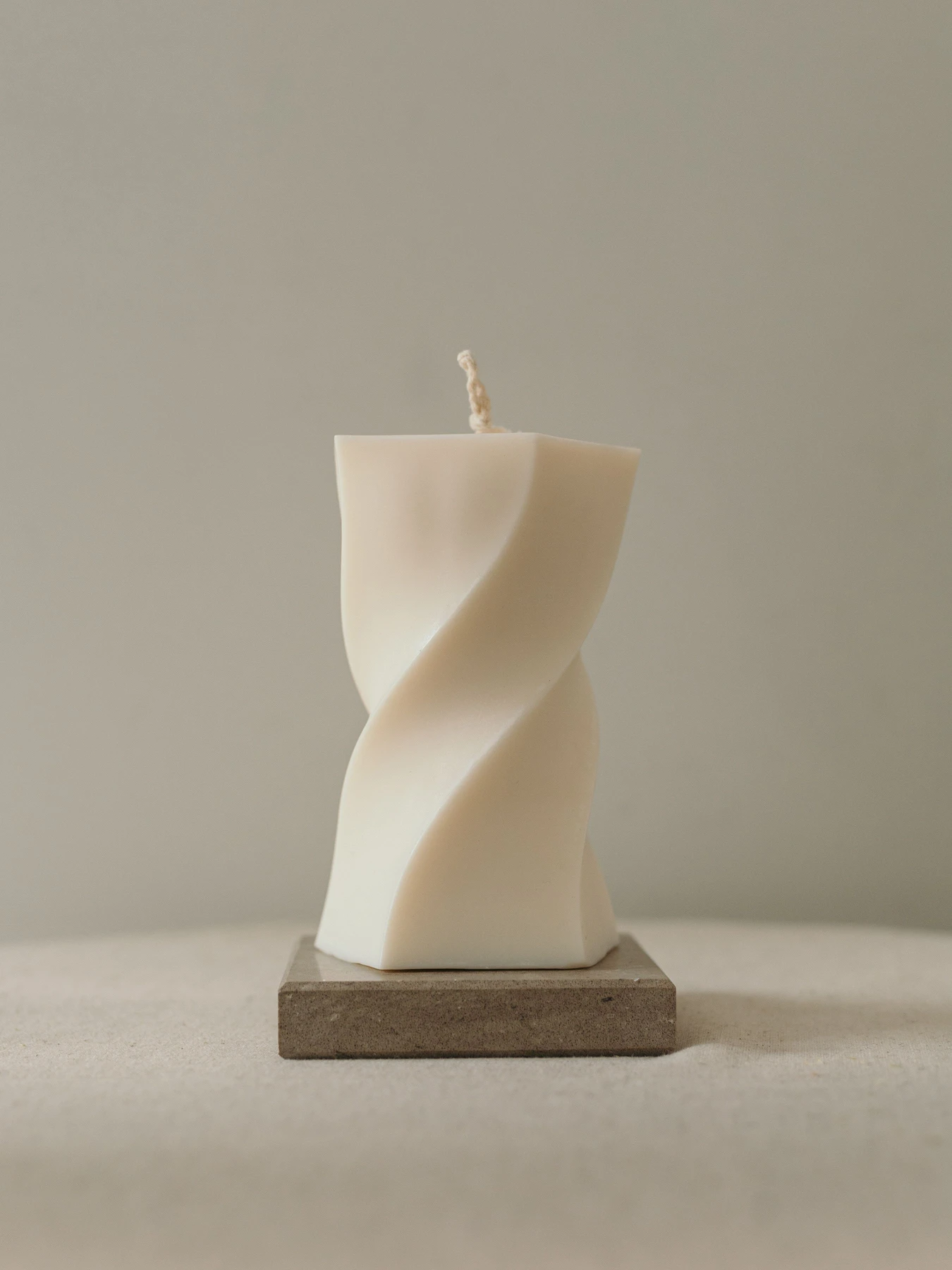 Свеча фигурная "Геометрия" из натурального соевого воска Candle Design модель 110.1022 Свеча фигурная "Геометрия" из натурального соевого воска Candle Design модель 110.1022 Фото