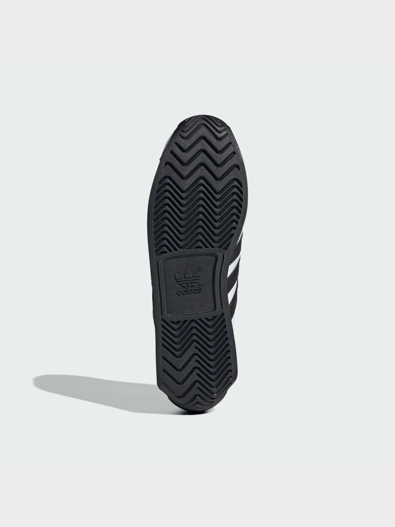 Кроссовки Adidas модель IG4549 Кроссовки Adidas модель IG4549 Фото