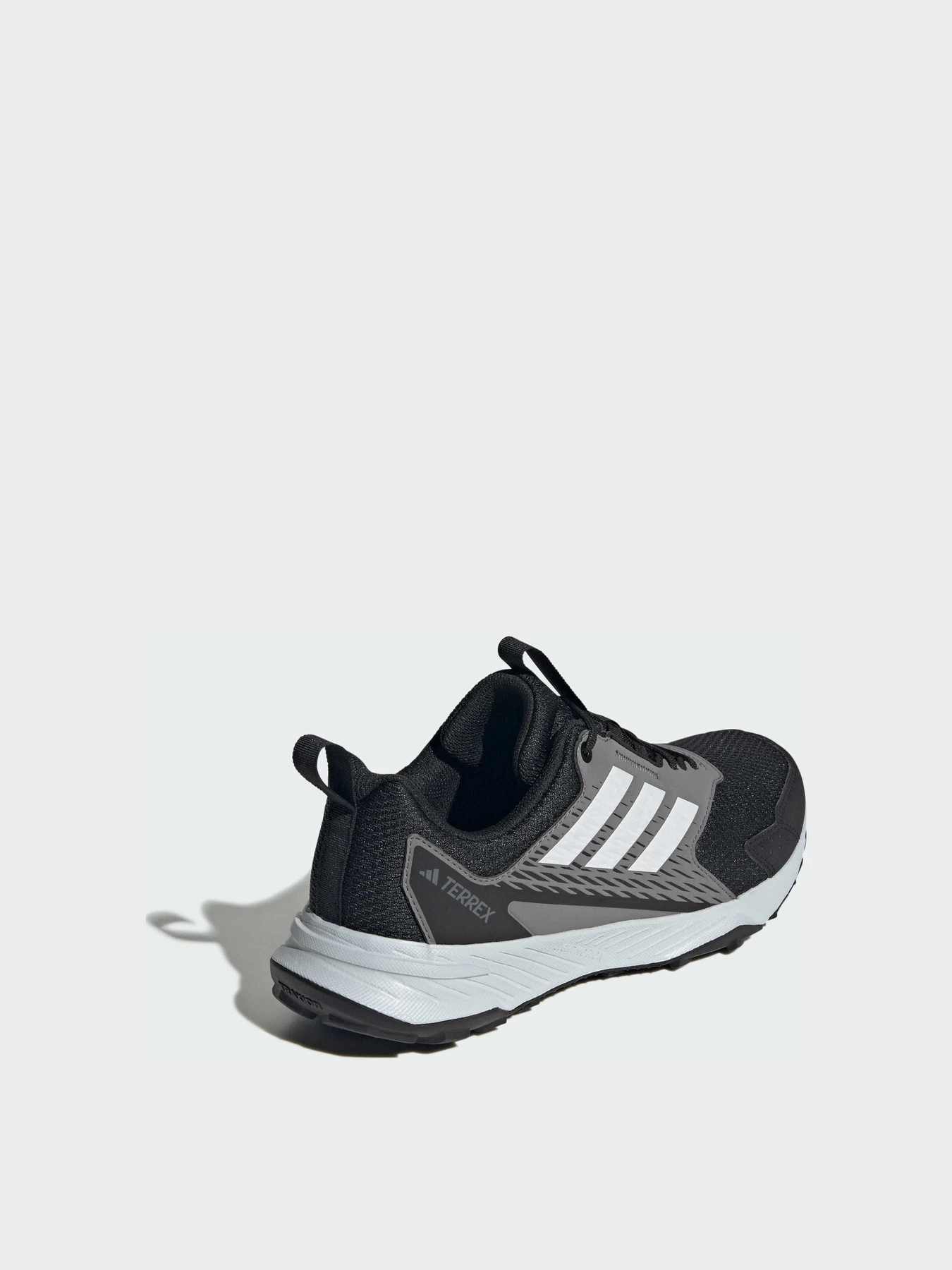 Кроссовки Adidas модель IH2937 Кроссовки Adidas модель IH2937 Фото
