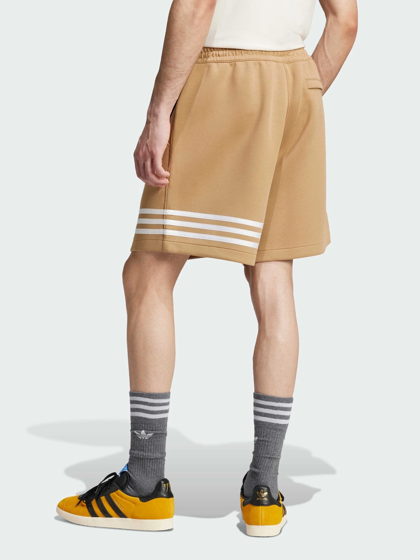 Шорты Adidas Adicolor модель JC9940 Фото