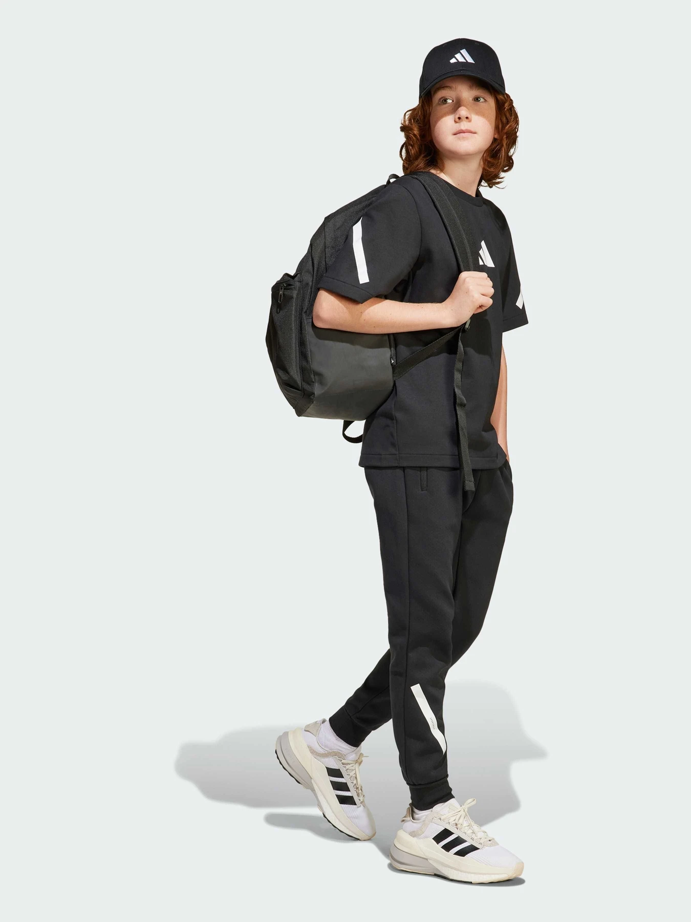 Футболки і поло Adidas ZNE модель JD0017 Футболки і поло Adidas ZNE модель JD0017 Фото