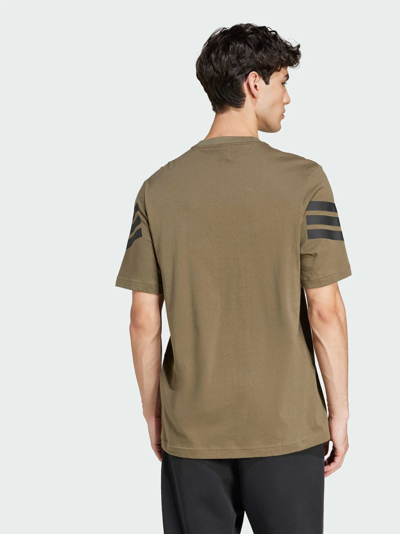 Футболки і поло Adidas 3 Stripes модель JD4876 Футболки і поло Adidas 3 Stripes модель JD4876 Фото