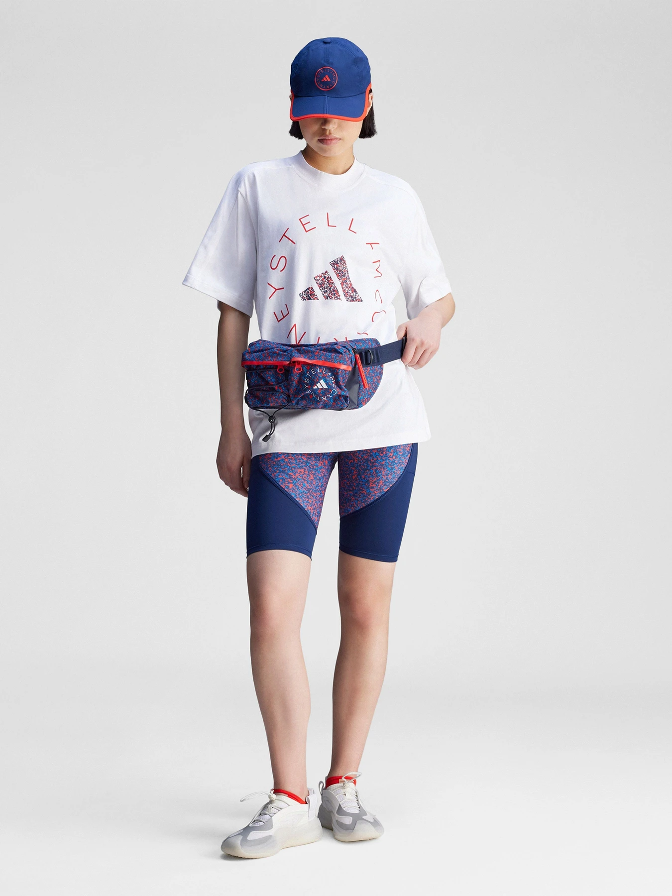 Футболки и поло Adidas модель JG0975 Футболки и поло Adidas модель JG0975 Фото