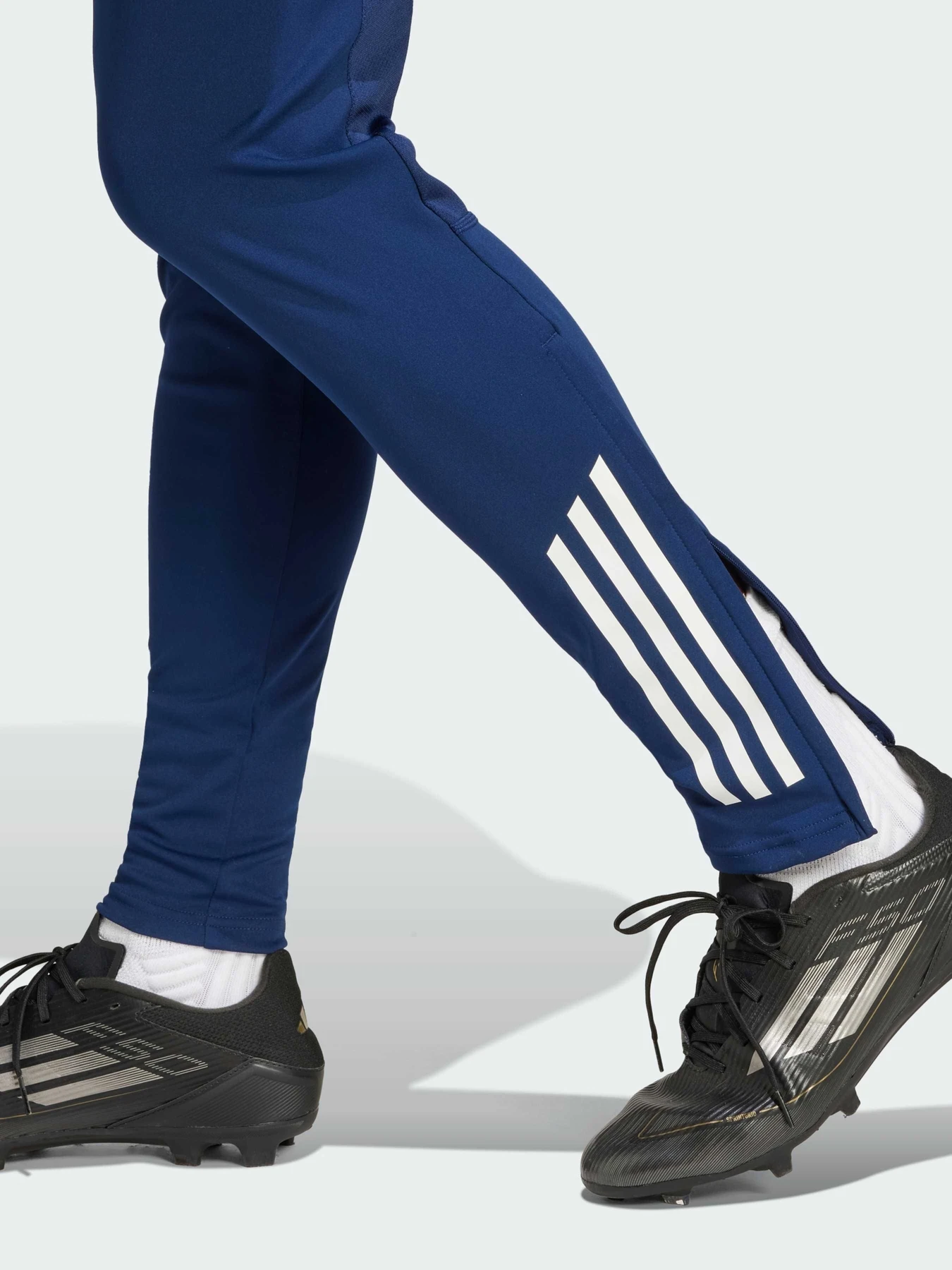 Брюки Adidas Tiro модель JI6549 Фото