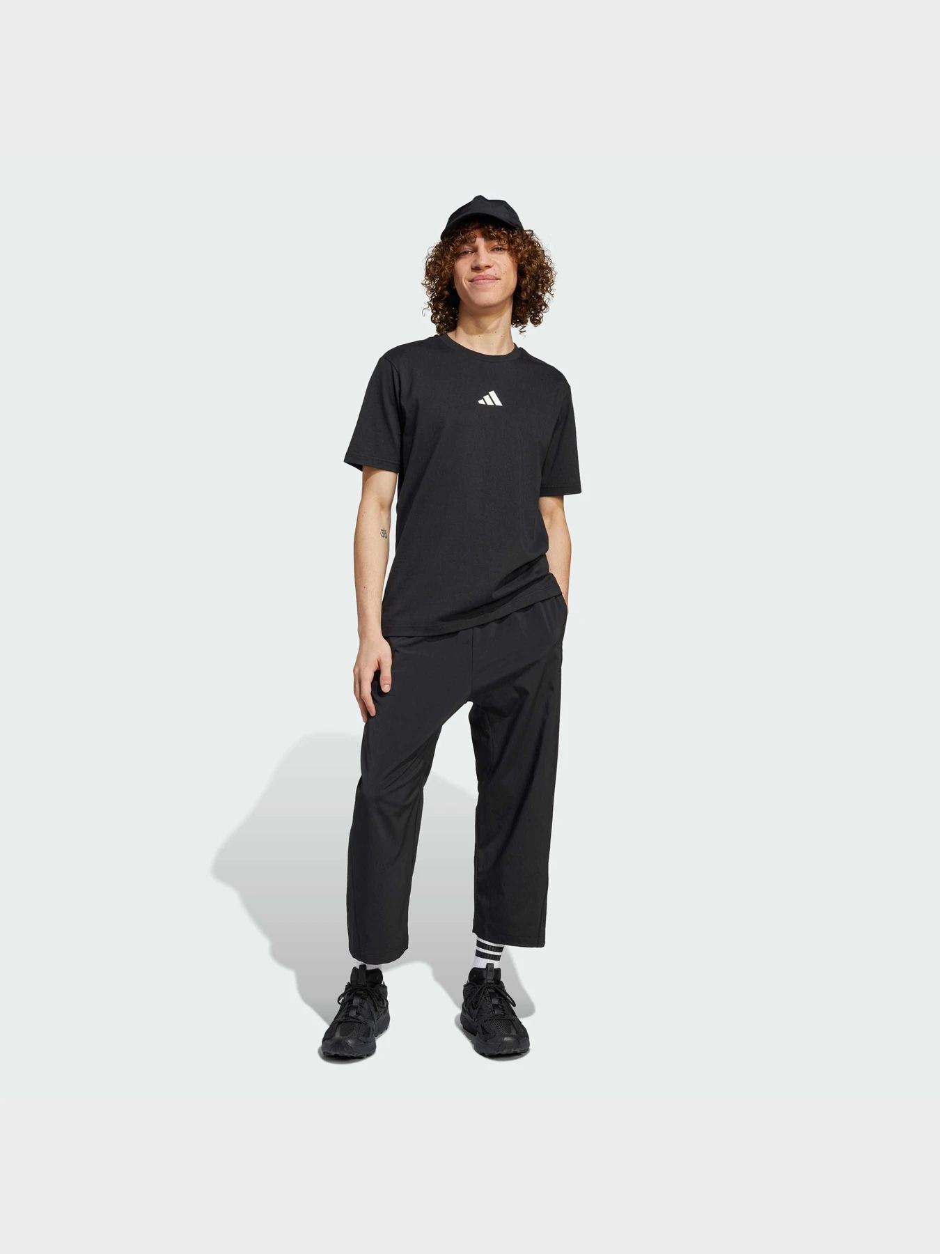 Брюки Adidas модель JF3273 Брюки Adidas модель JF3273 Фото
