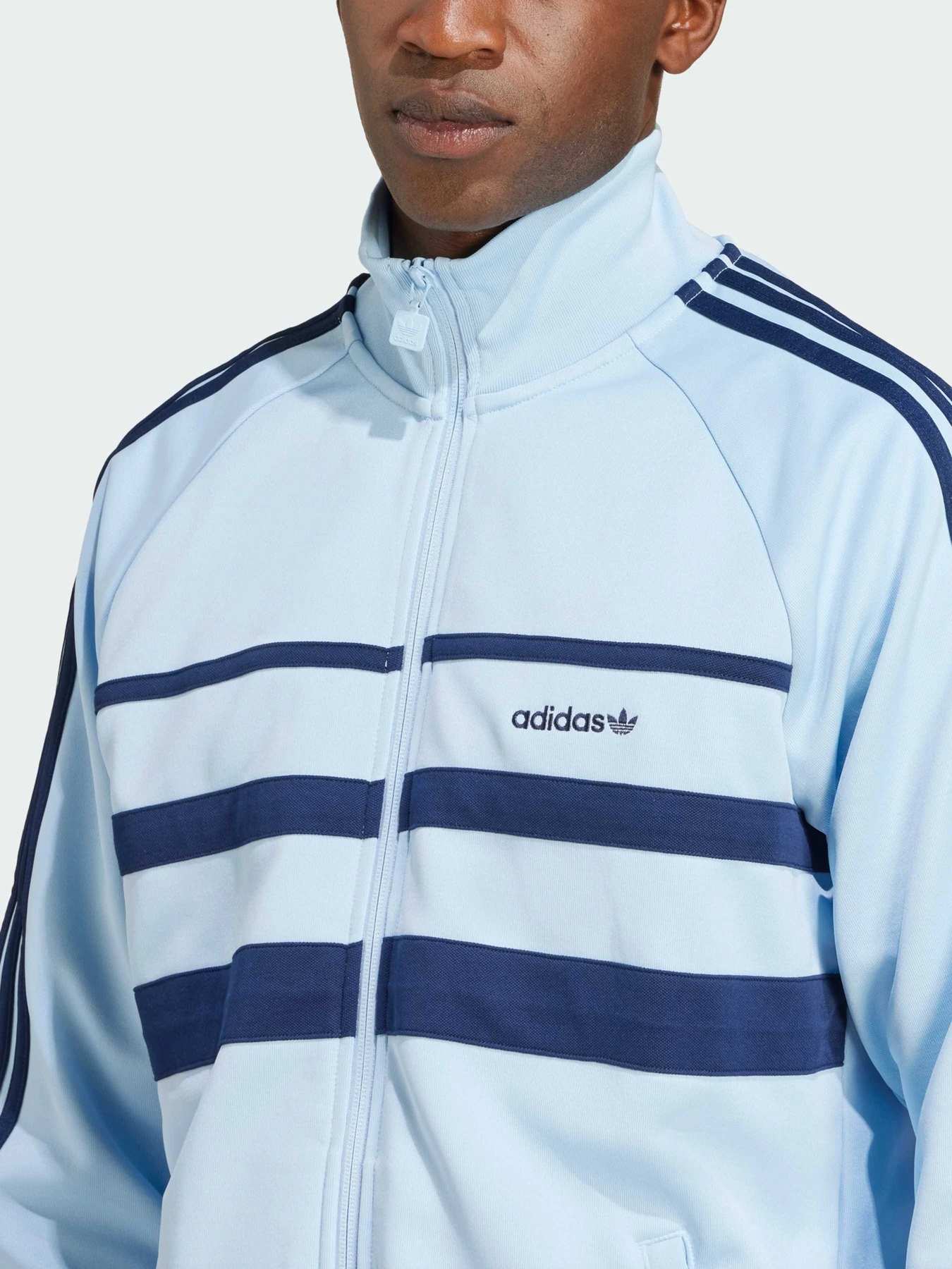 Худі та світшоти Adidas Adicolor модель JP1042 Худі та світшоти Adidas Adicolor модель JP1042 Фото