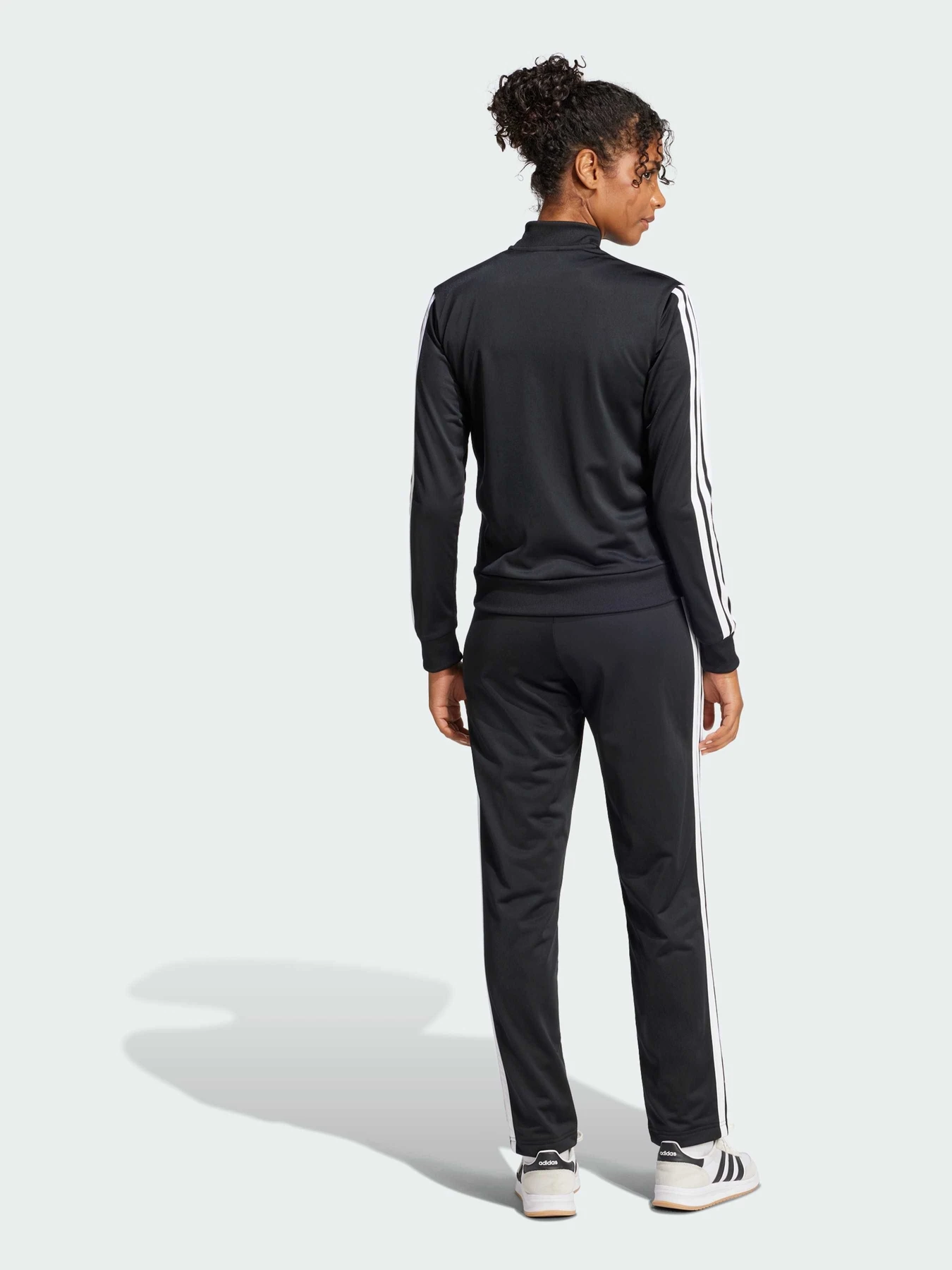 Костюмы Adidas 3 Stripes модель JD5434 Фото