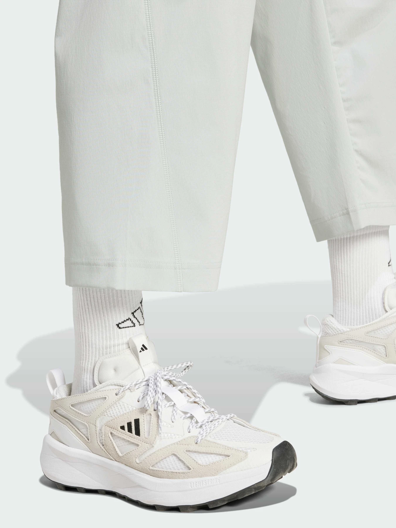 Брюки Adidas модель JF3274 Брюки Adidas модель JF3274 Фото