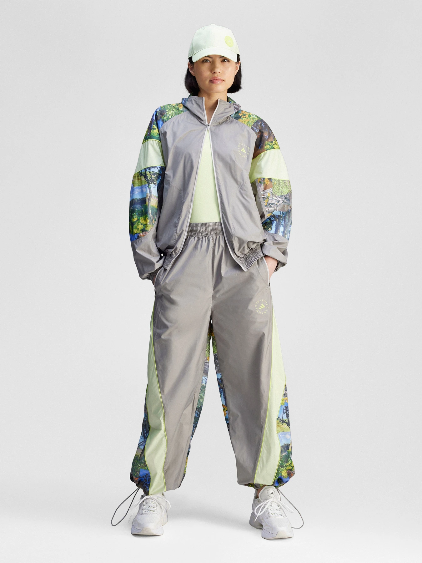 Худи и свитшоты Adidas модель JG5793 Фото