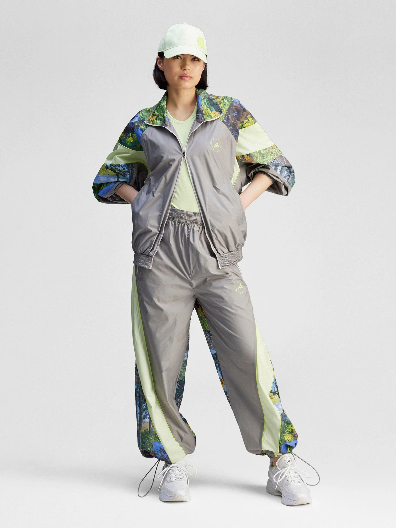 Брюки Adidas модель JG5794 Брюки Adidas модель JG5794 Фото