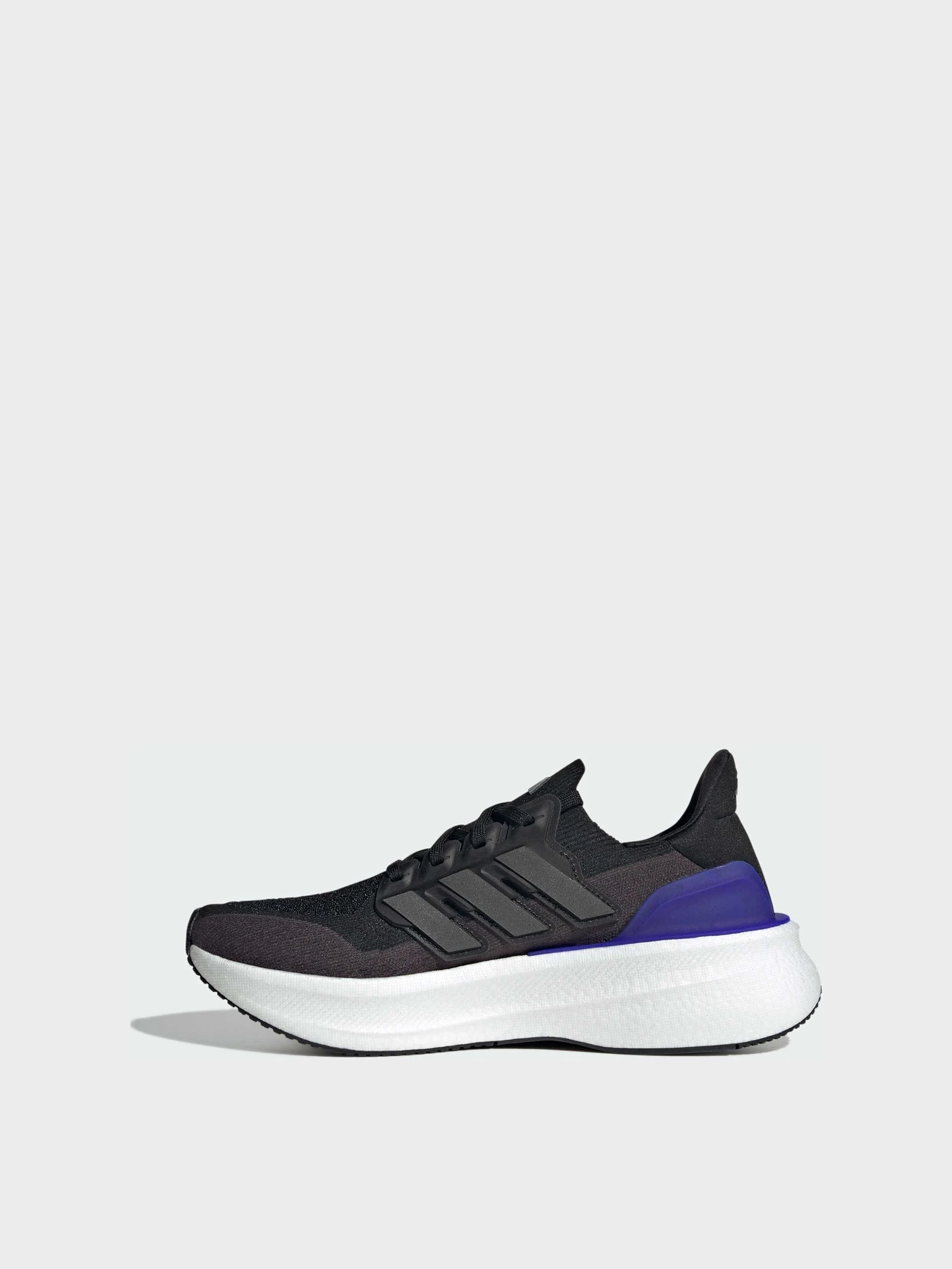 Кроссовки Adidas Ultraboost модель JH9066 Кроссовки Adidas Ultraboost модель JH9066 Фото