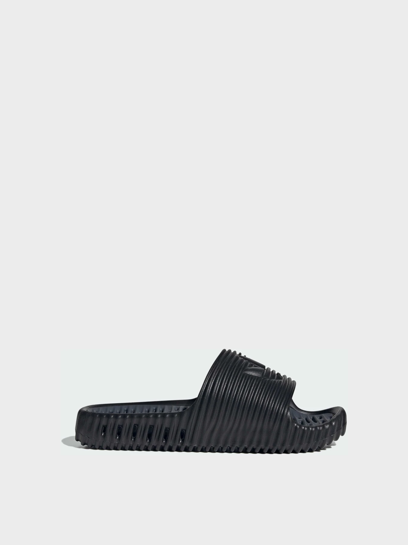 Шлёпанцы Adidas Adilette модель IH6159 Шлёпанцы Adidas Adilette модель IH6159 Фото