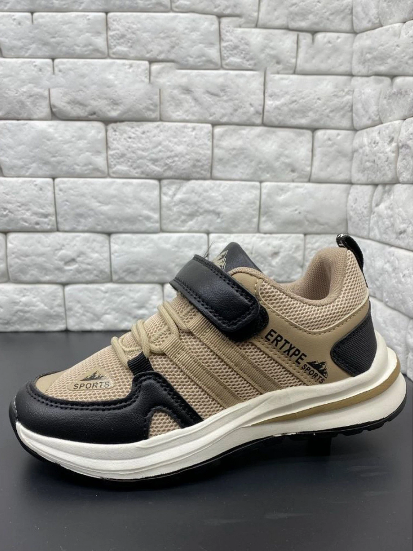 Кросівки JONG GOLF модель CN11500-3 Фото