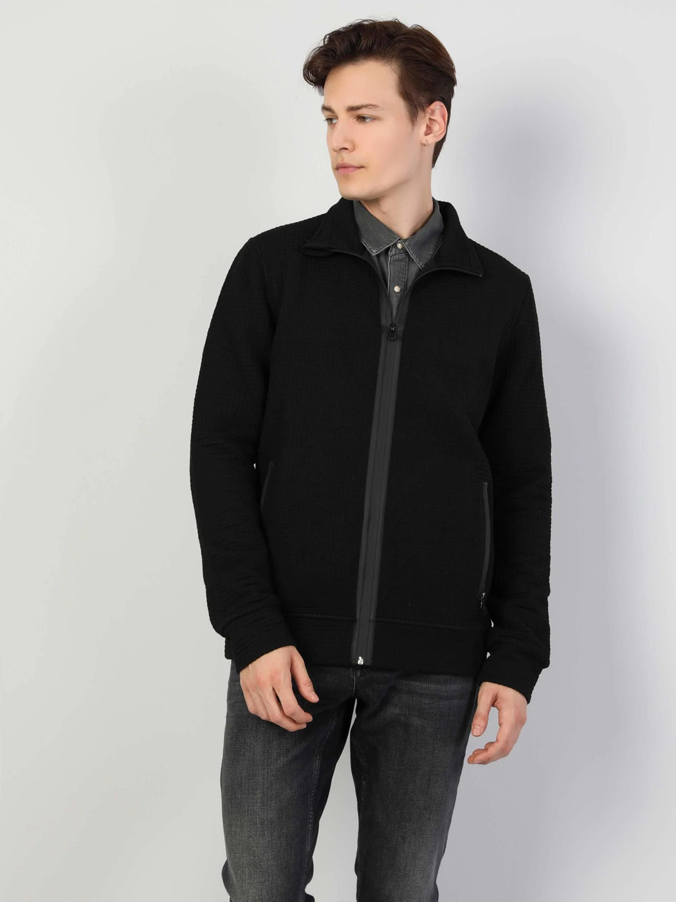 Куртки и дубленки Colin’s модель CL1047195_Q1.V1_BLK Фото