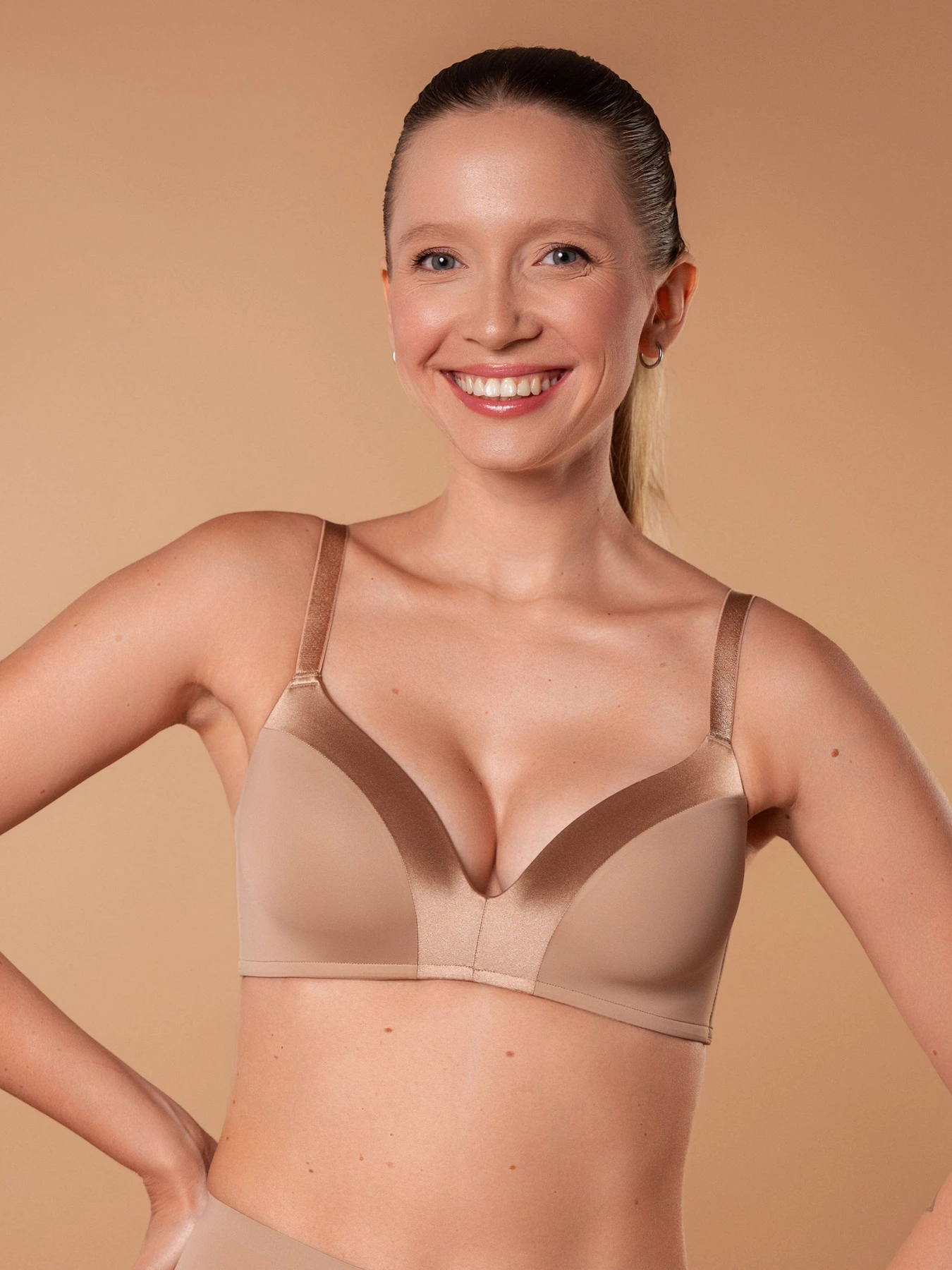 Нижня білизна Brabrabra модель SLZ24201215_Nude Нижня білизна Brabrabra модель SLZ24201215_Nude Фото
