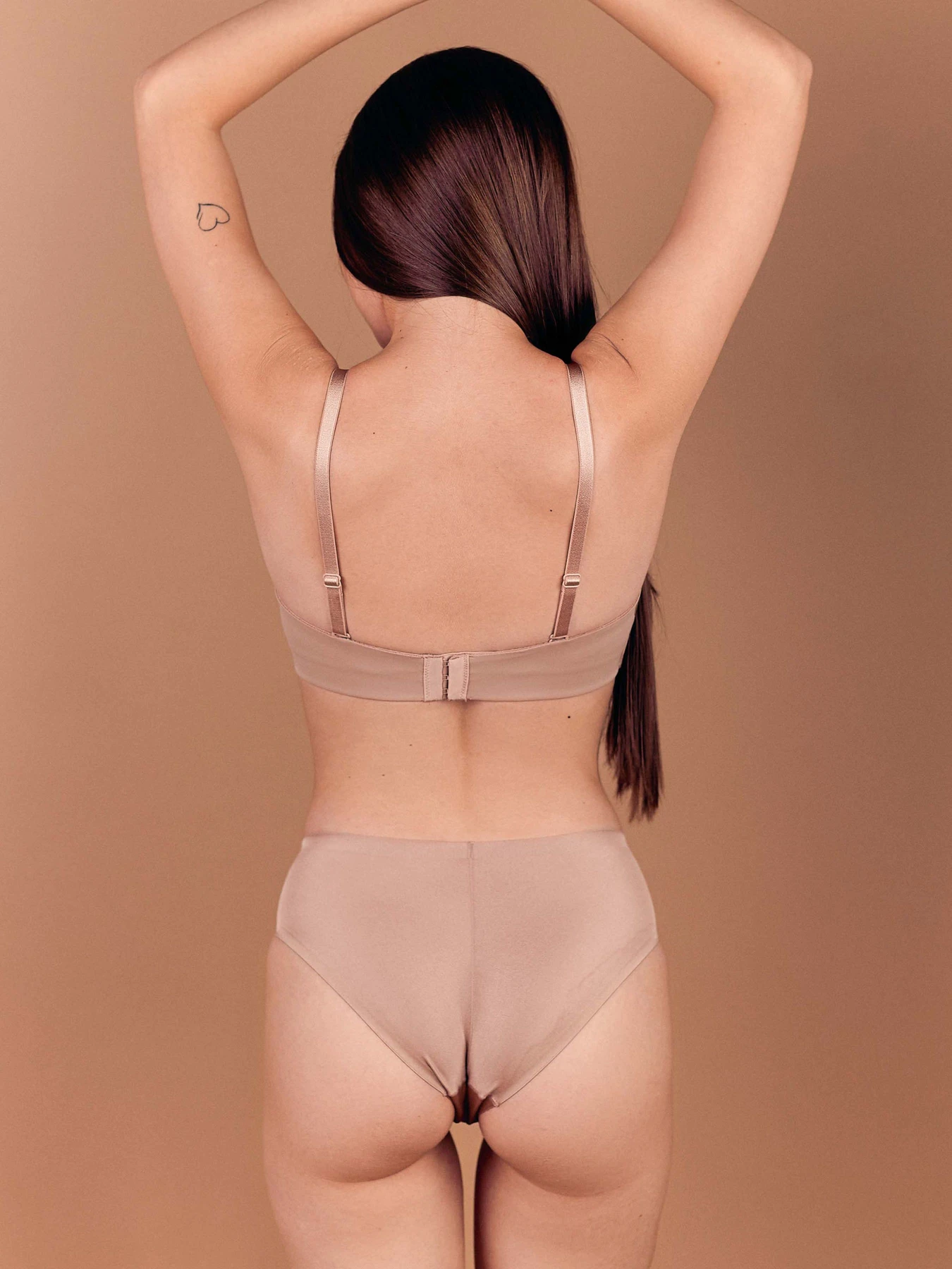 Нижня білизна Brabrabra модель SLZ24202303_Nude Нижня білизна Brabrabra модель SLZ24202303_Nude Фото