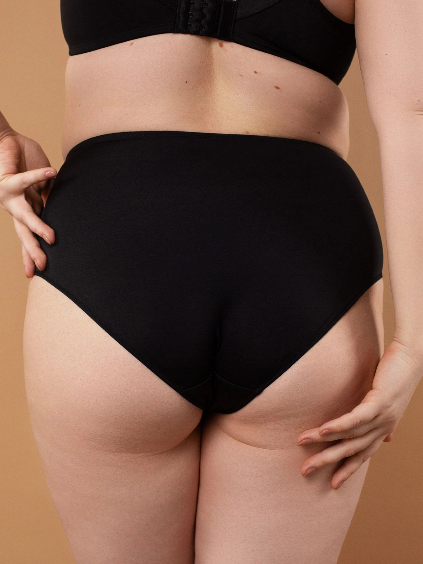 Нижня білизна Brabrabra модель SLZ25902101_Black Нижня білизна Brabrabra модель SLZ25902101_Black Фото