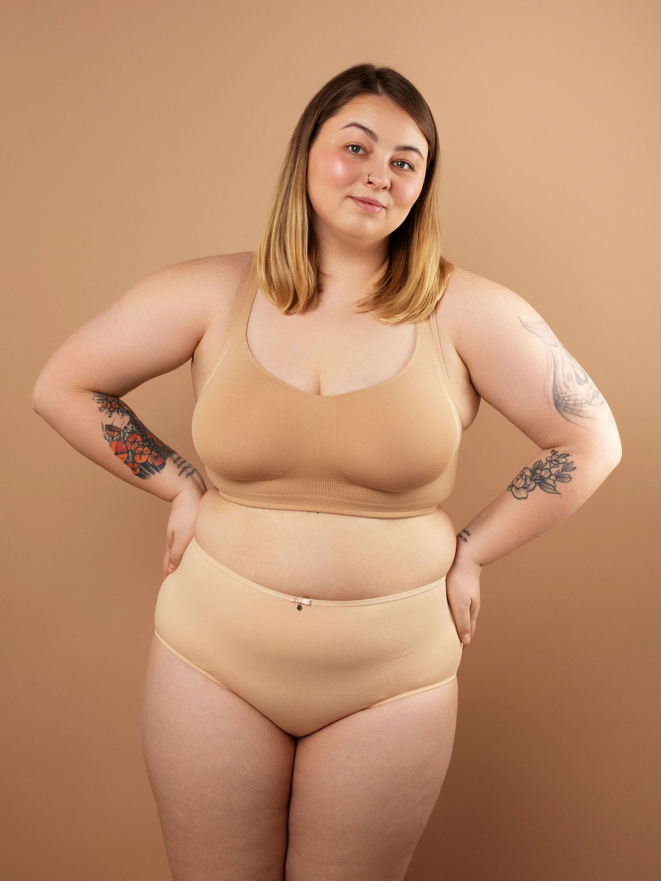 Нижнее белье Brabrabra модель SLZ26902101_beige.khaki.white Фото