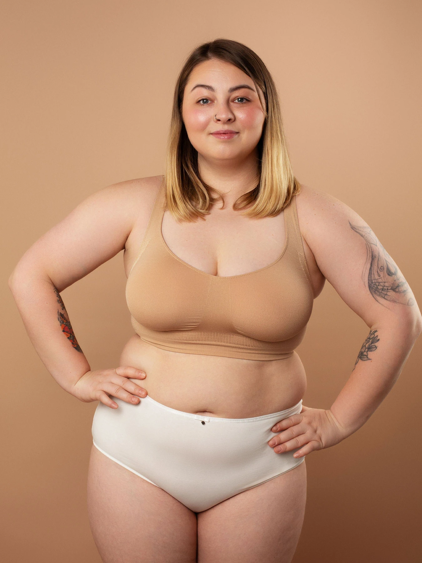 Нижнее белье Brabrabra модель SLZ26902101_beige.khaki.white Фото