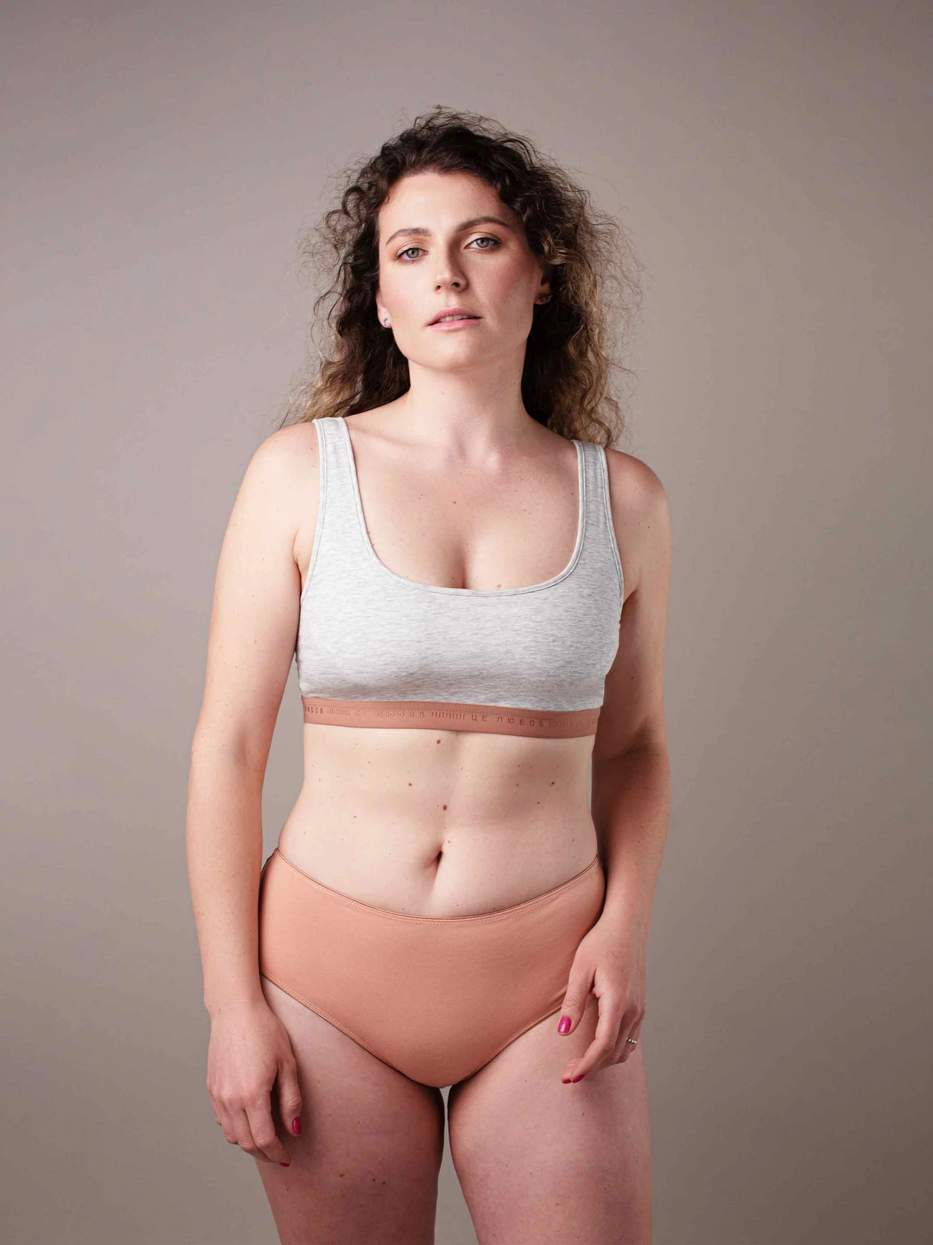 Нижнее белье Brabrabra модель SLZ25402104_2_Gray-Melange.Caramel Нижнее белье Brabrabra модель SLZ25402104_2_Gray-Melange.Caramel Фото