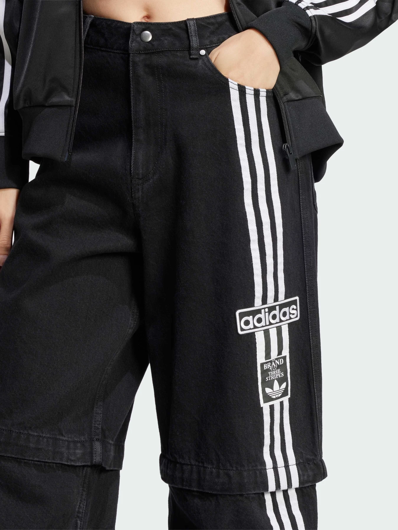 Джинсы Adidas Adicolor модель JD0082 Фото