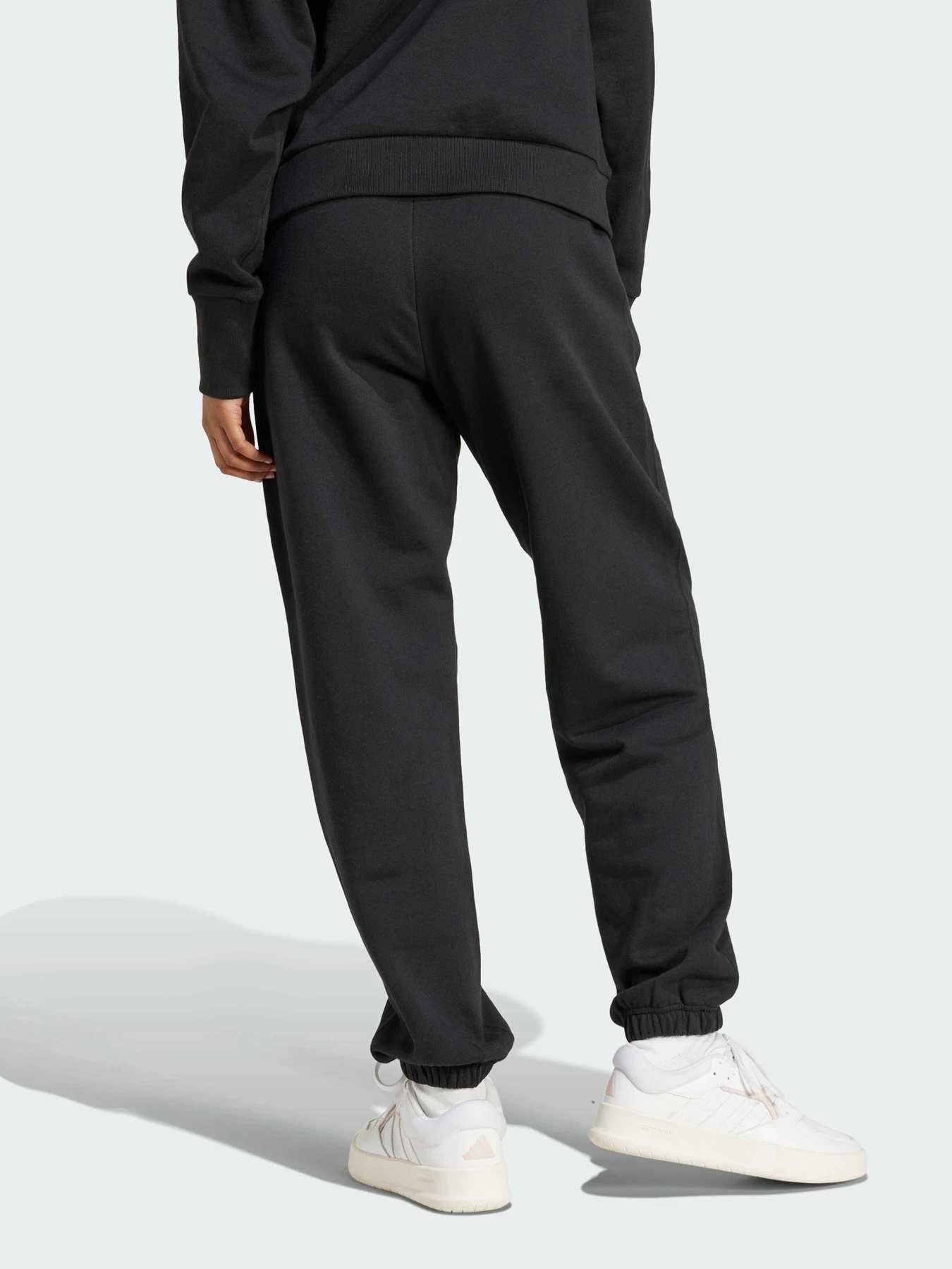 Штани Adidas модель IX3810 Штани Adidas модель IX3810 Фото