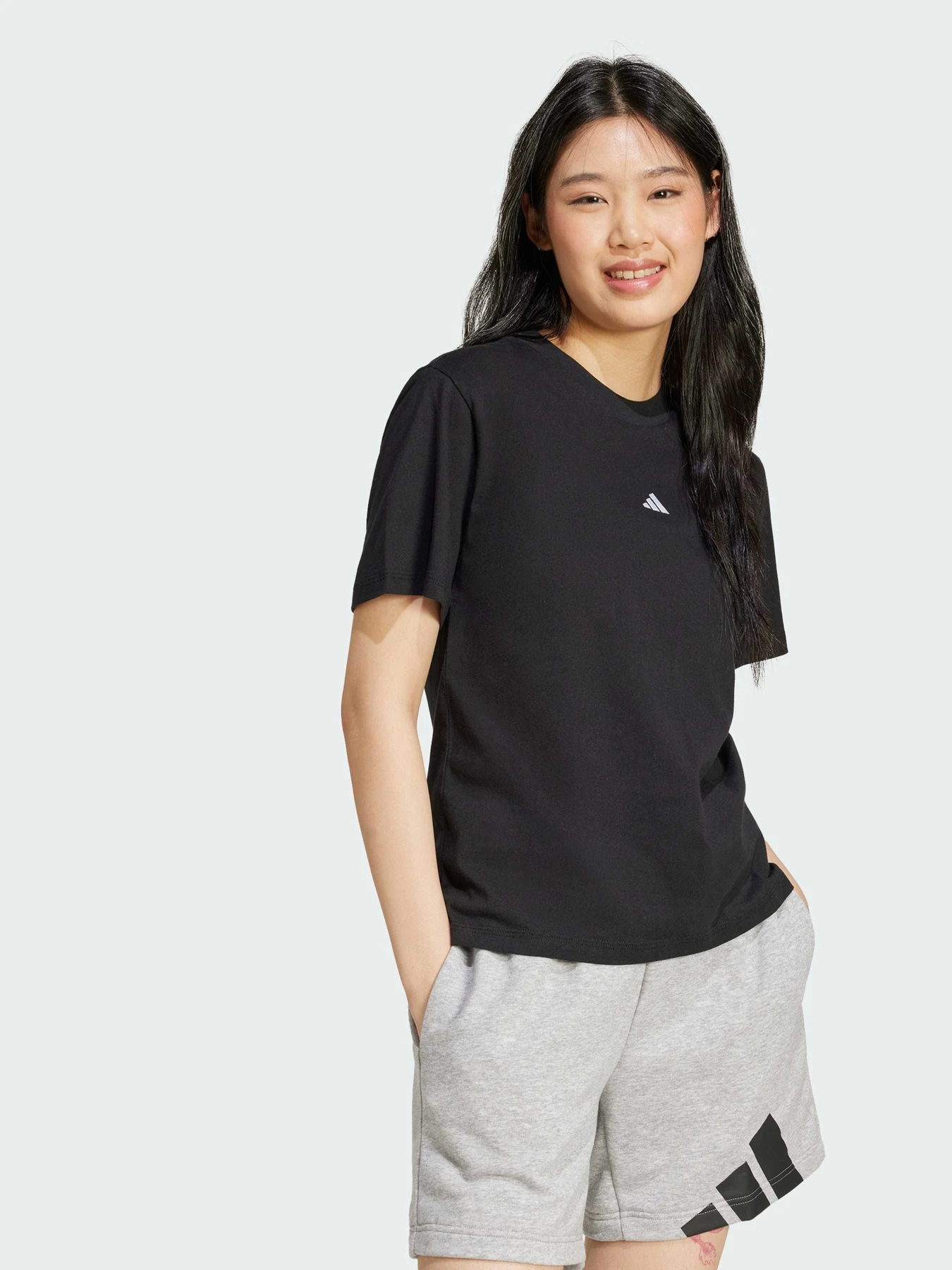 Футболки і поло Adidas модель JC5943 Футболки і поло Adidas модель JC5943 Фото