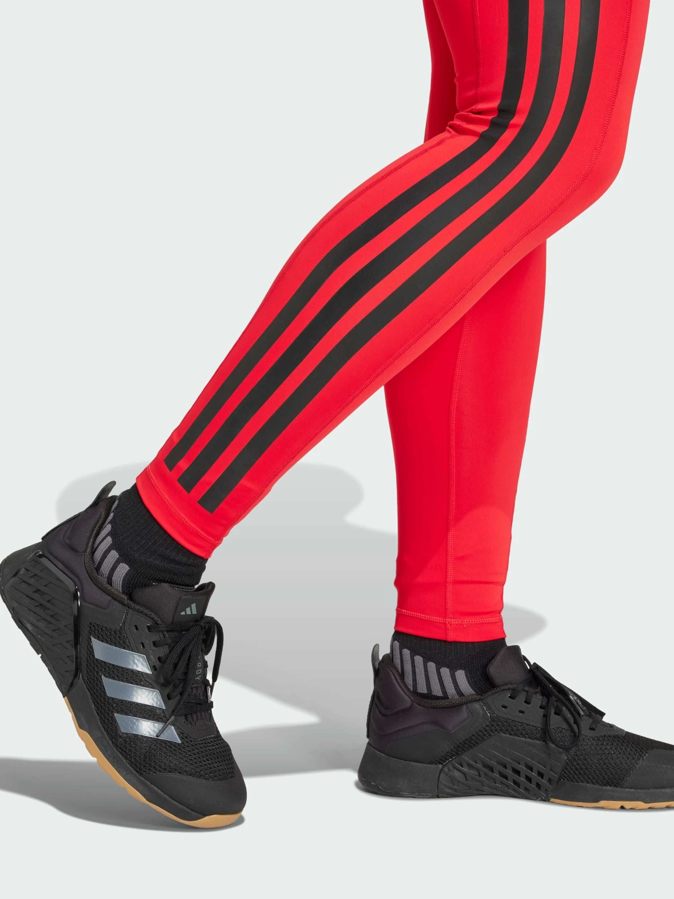 Штани Adidas 3 Stripes модель JP2481 Штани Adidas 3 Stripes модель JP2481 Фото