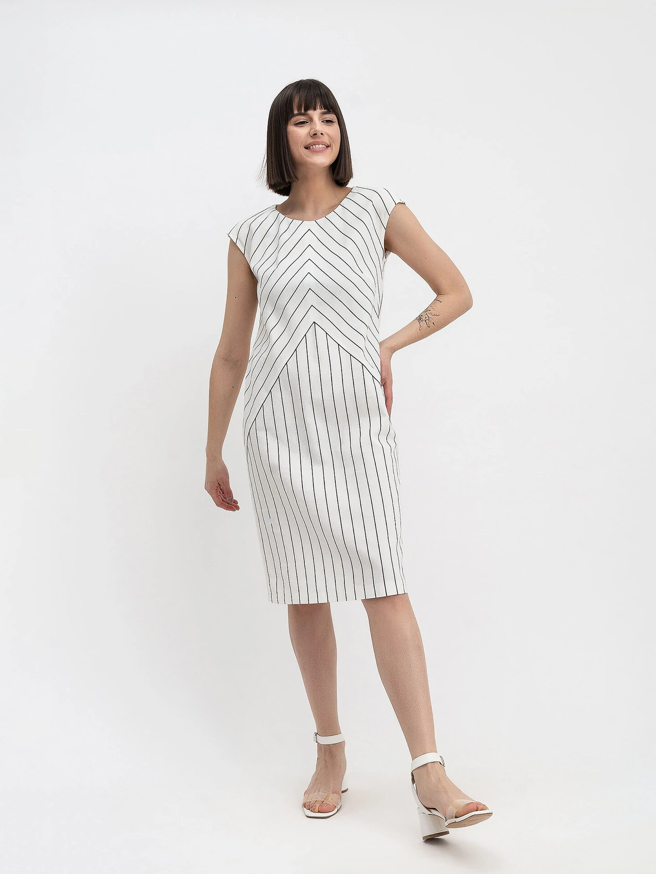 Сукні Lesia модель MilkManuk8WMNSDRSSLS Фото