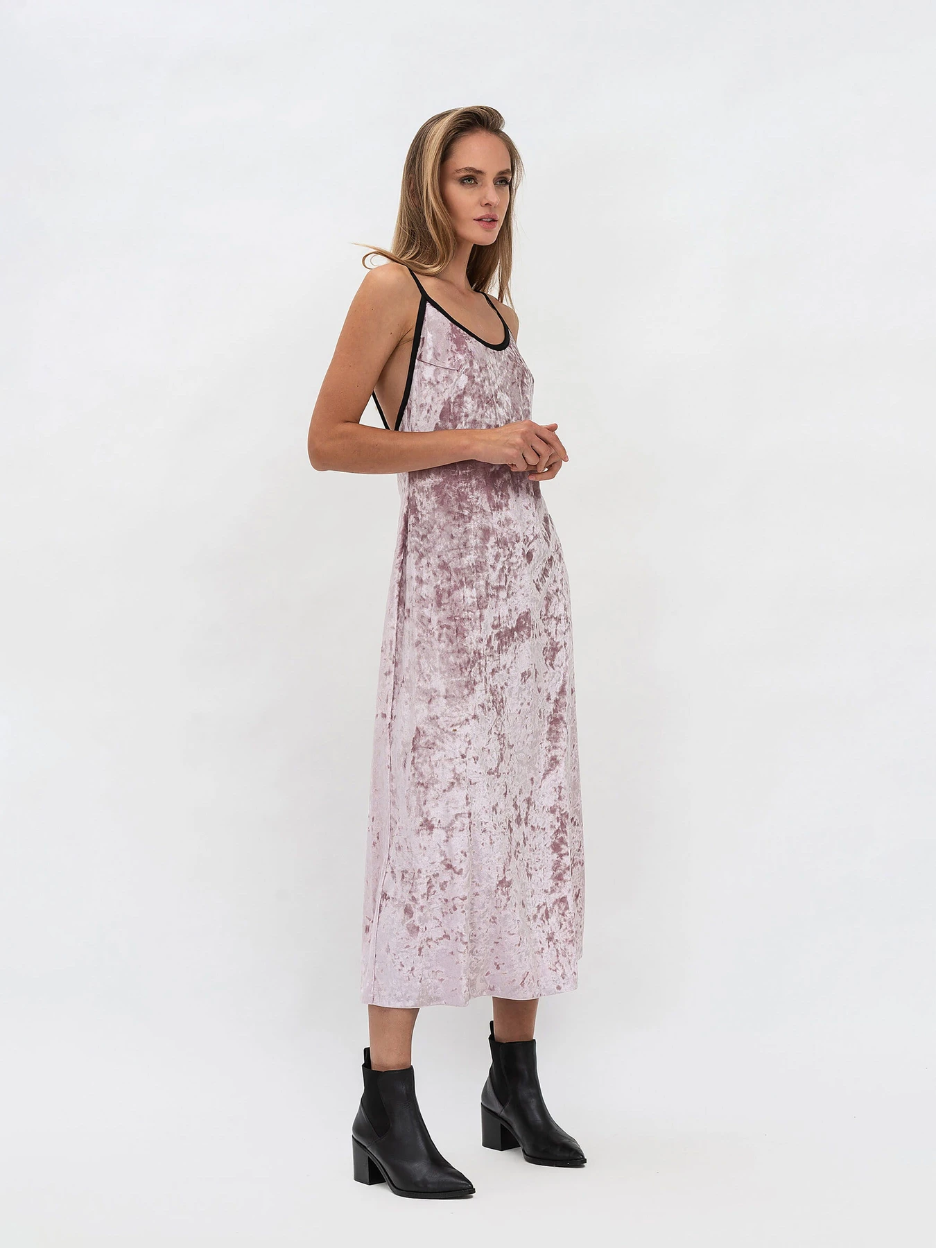 Сукні Lesia модель PinkFleri2WMNSDRSSLS Фото