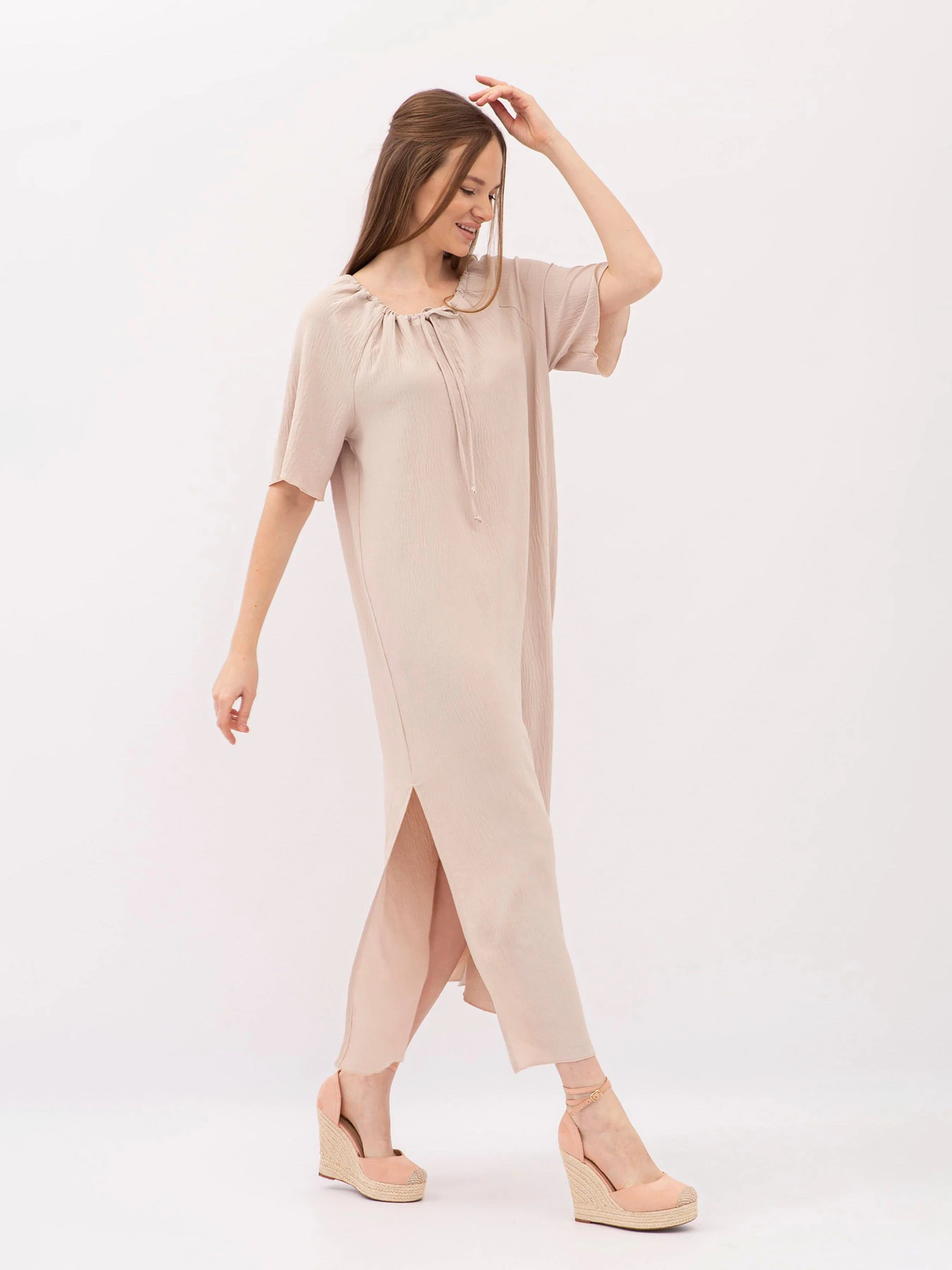Сукні Lesia модель MilkHatisa01WMNSDRSSLS Фото