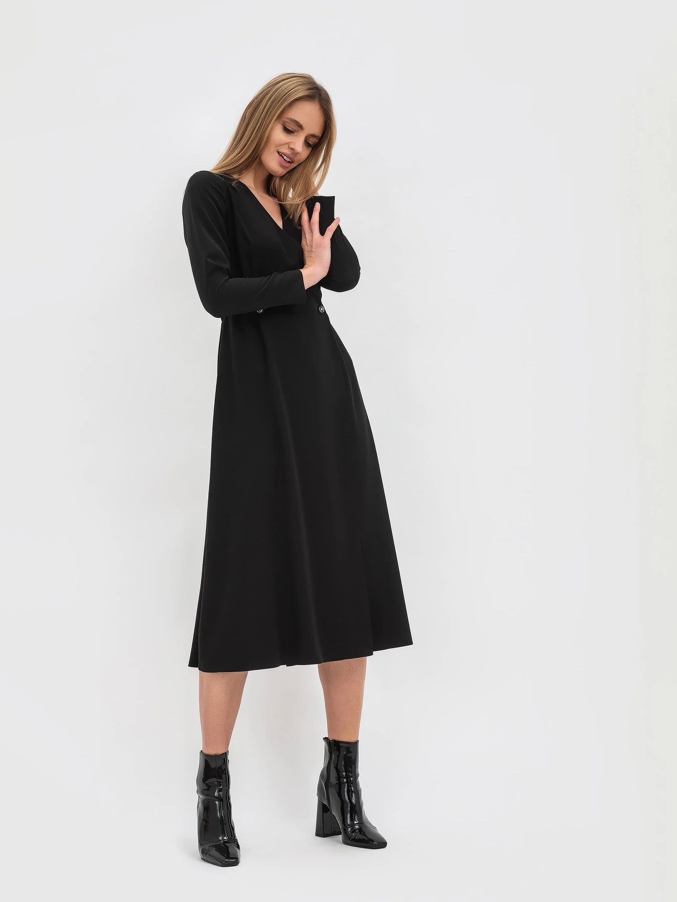 Платья Lesia модель Efimiya42BlackWMNSDRSSLS Фото