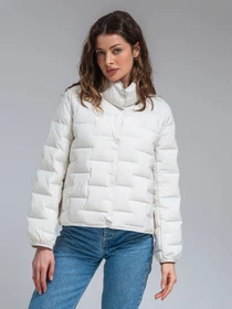 Куртки и дубленки VIVA WEAR модель 24-milk Фото