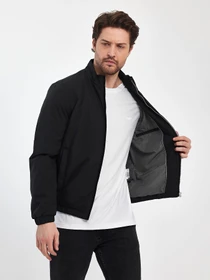 Куртки и дубленки Trend Collection модель TC11134BlackMNKRTKDMSZN Фото