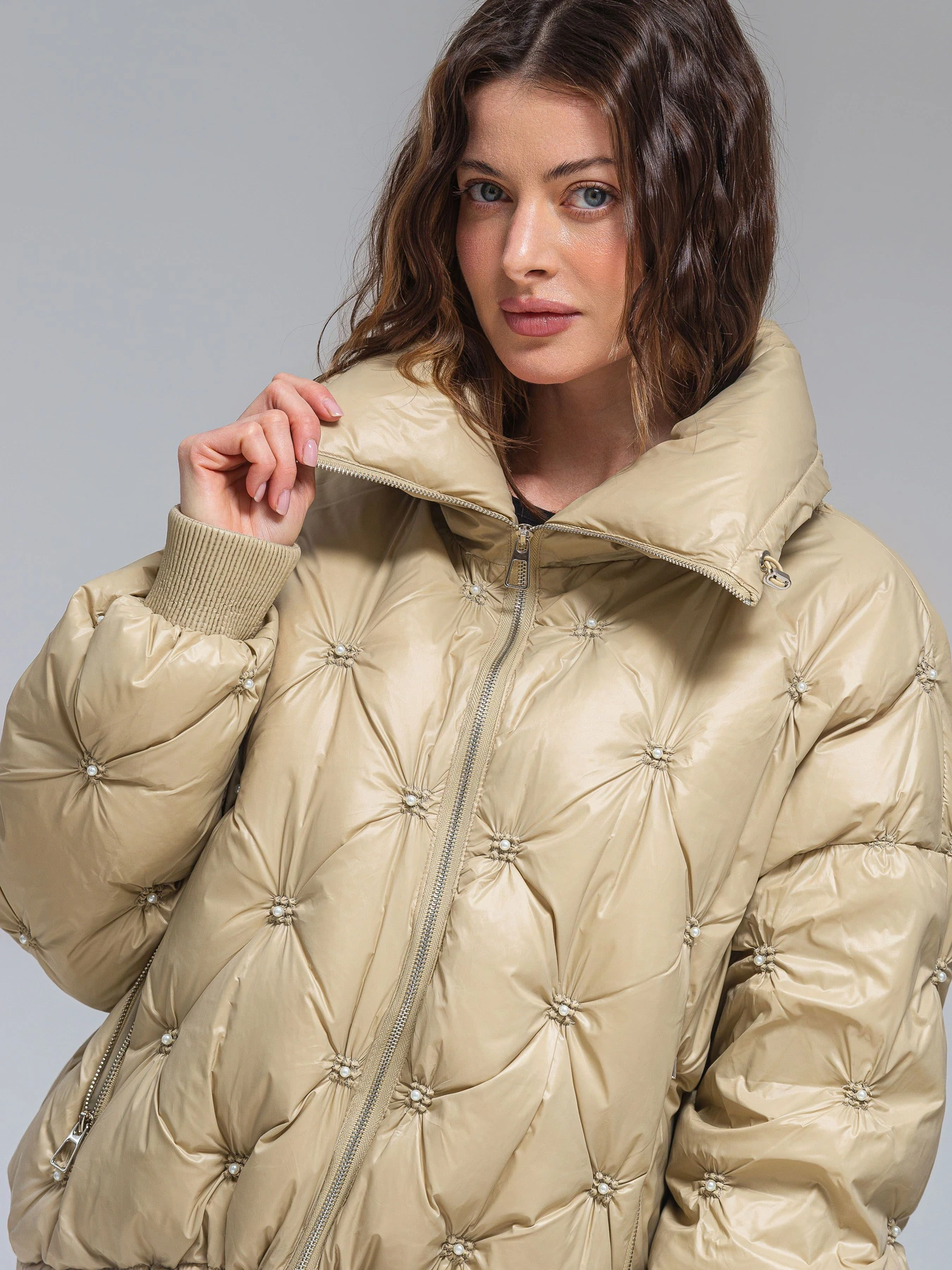 Куртки и дубленки VIVA WEAR модель 2346-beige Куртки и дубленки VIVA WEAR модель 2346-beige Фото