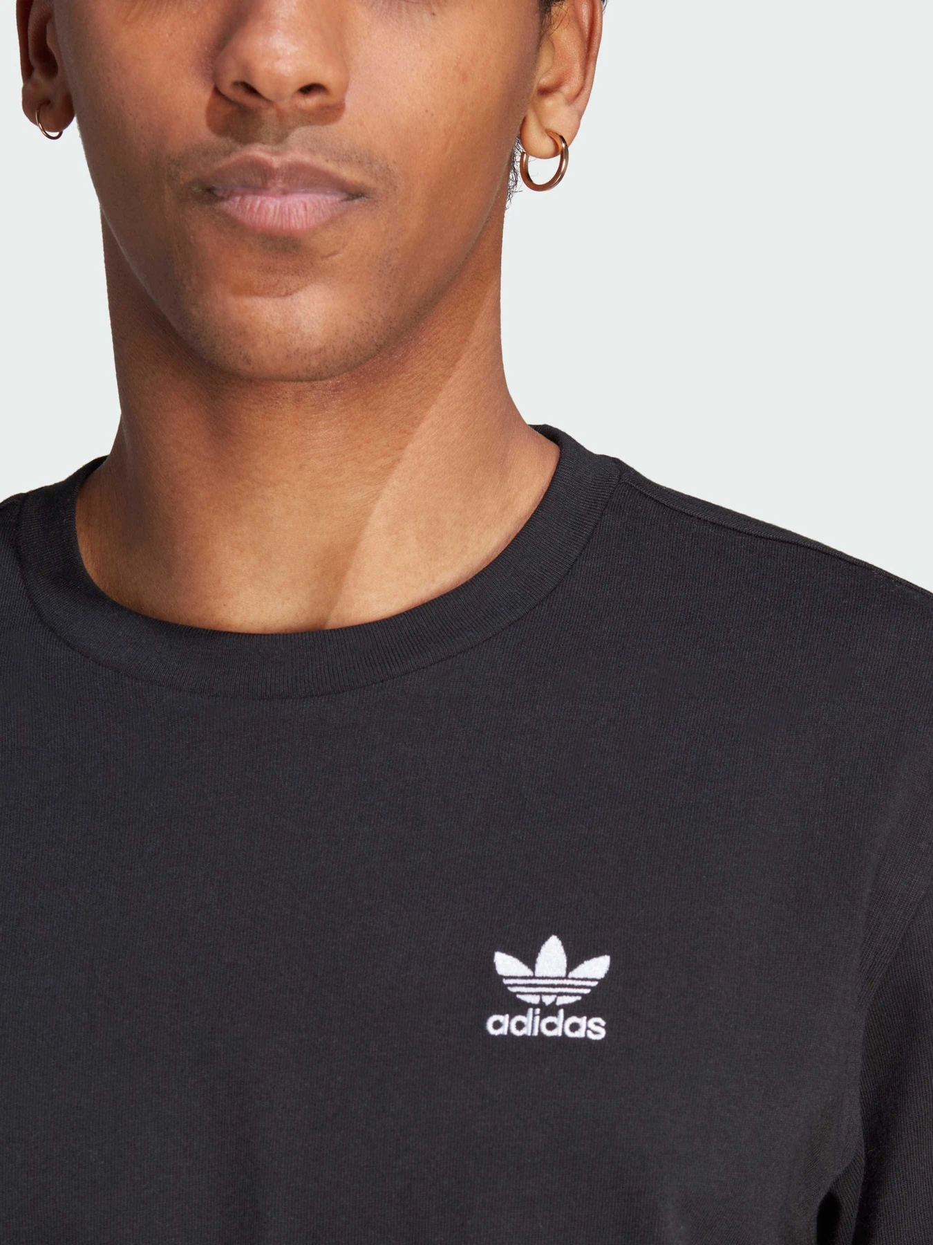 Футболки і поло Adidas модель II5760 Футболки і поло Adidas модель II5760 Фото
