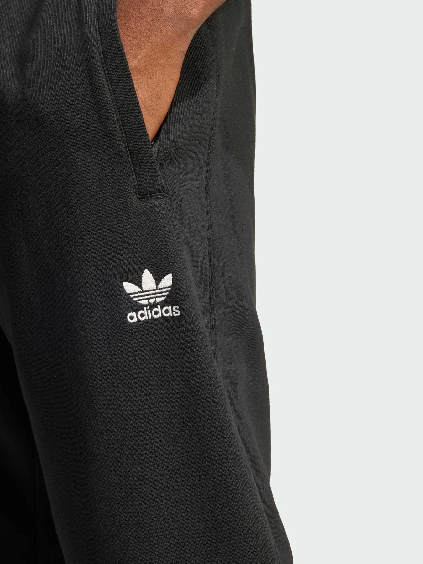 Брюки Adidas модель JD2422 Брюки Adidas модель JD2422 Фото