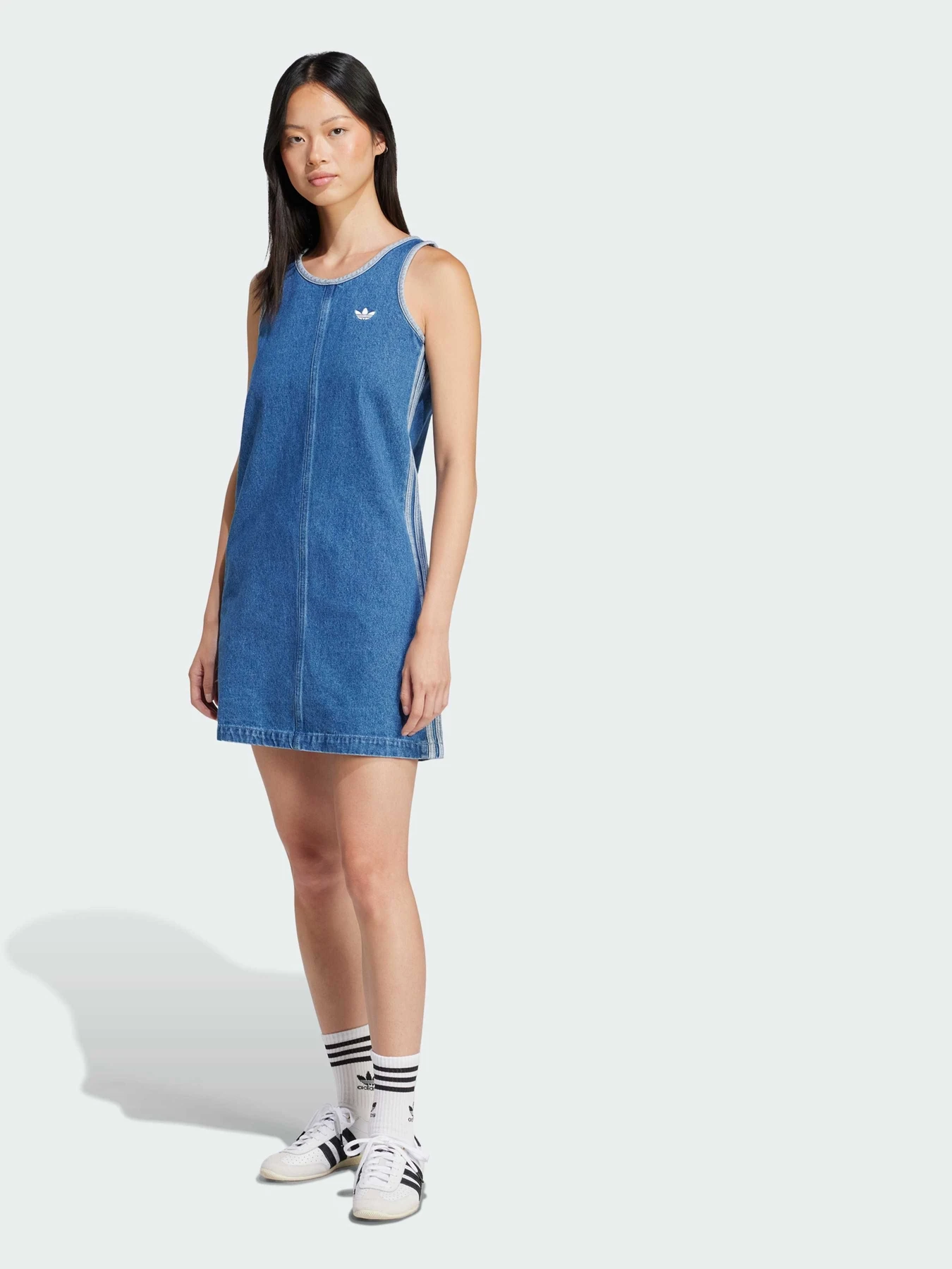 Платья Adidas Adicolor модель JD2580 Фото