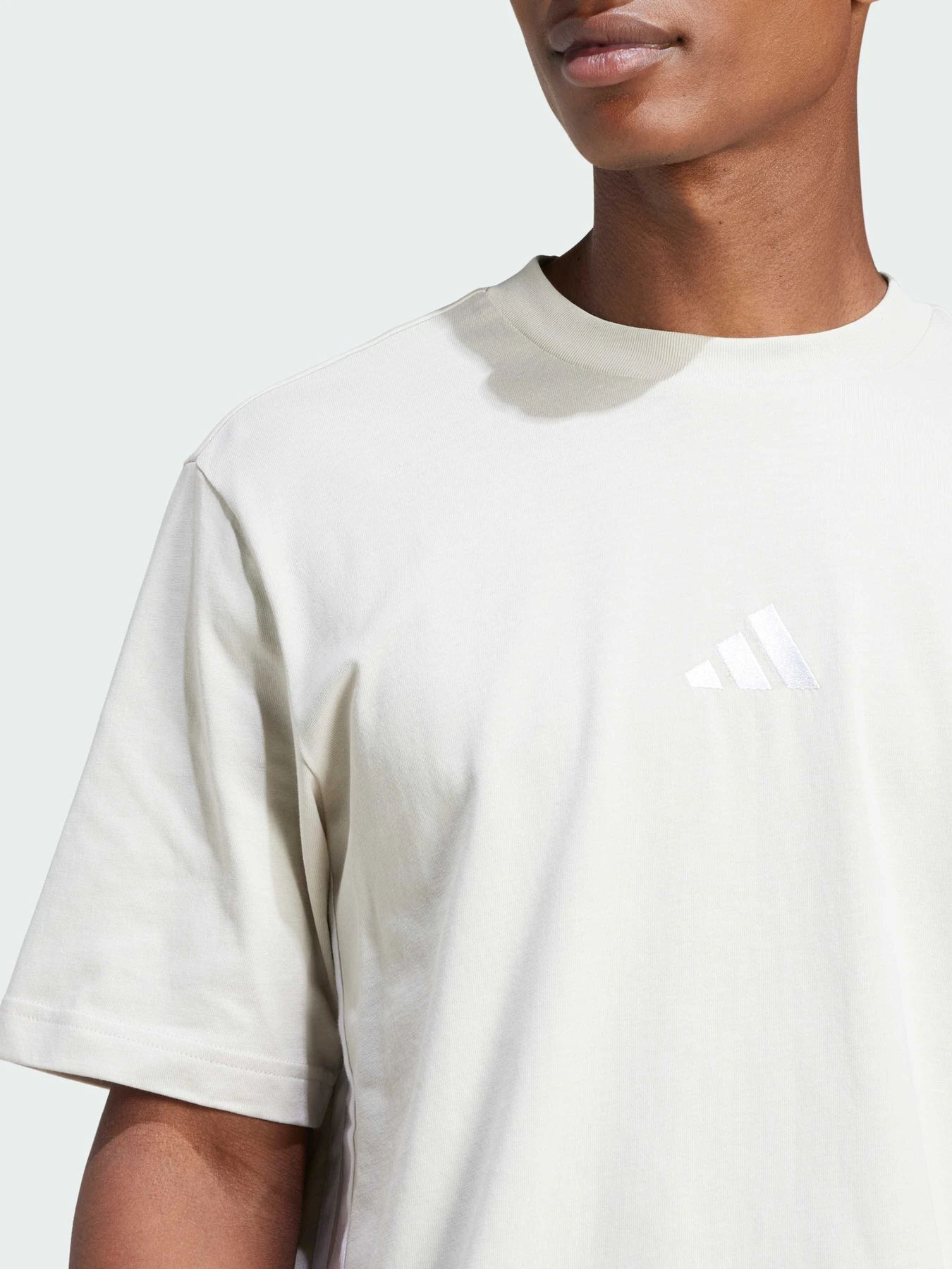 Футболки і поло Adidas модель JE6389 Футболки і поло Adidas модель JE6389 Фото