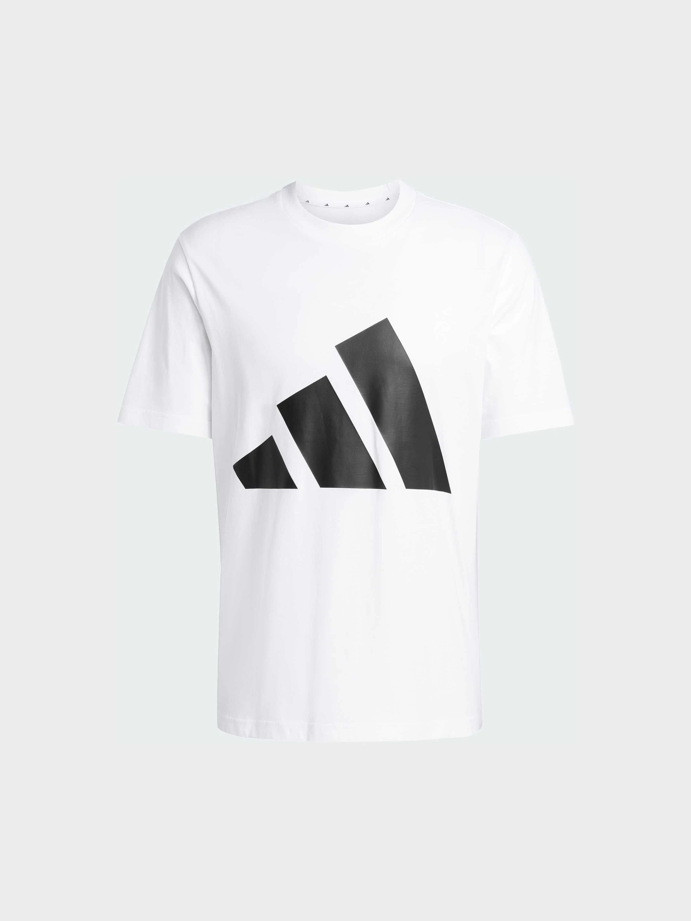 Футболки і поло Adidas модель JE8943 Футболки і поло Adidas модель JE8943 Фото