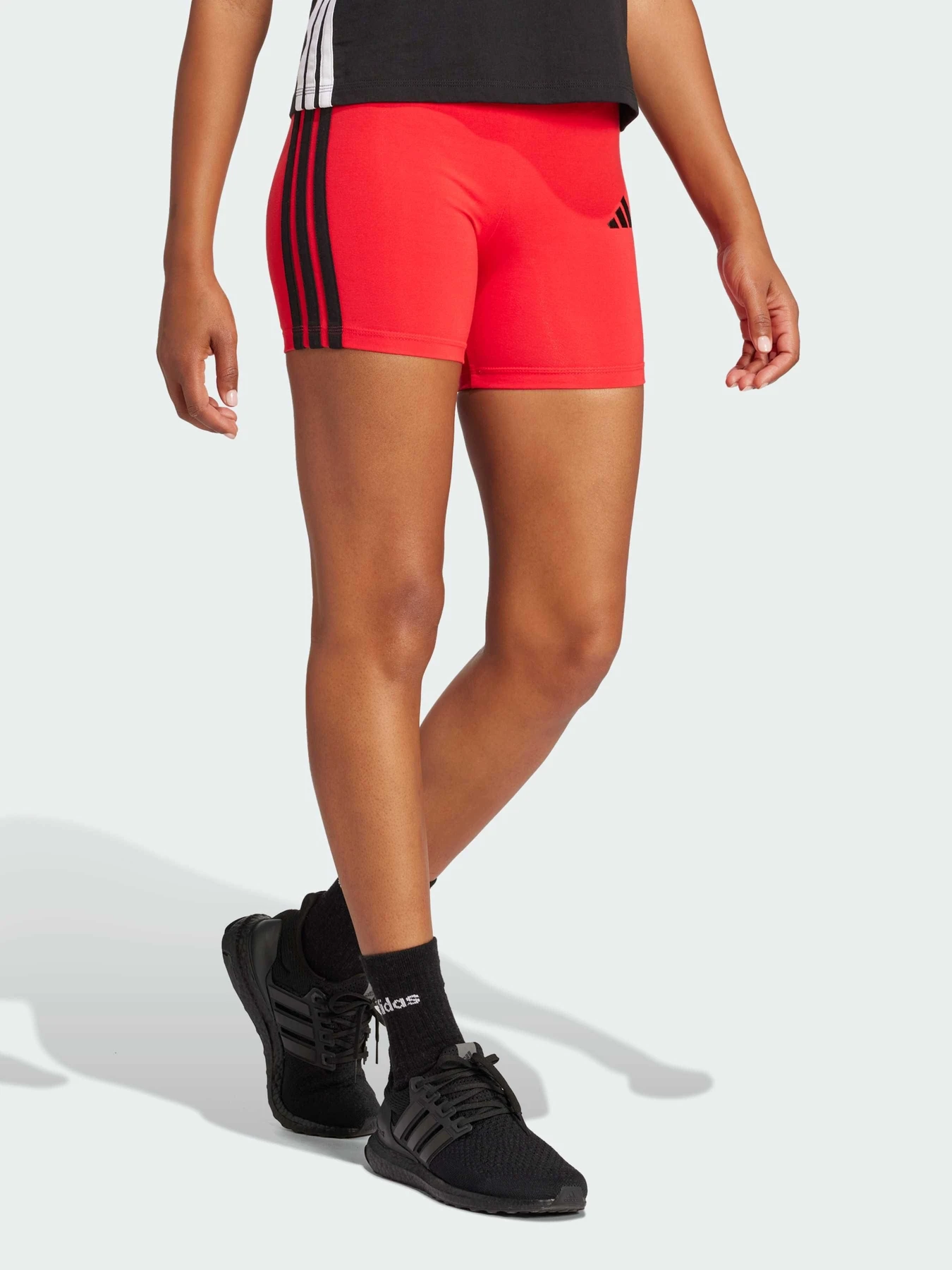 Шорты Adidas модель JD0917 Шорты Adidas модель JD0917 Фото